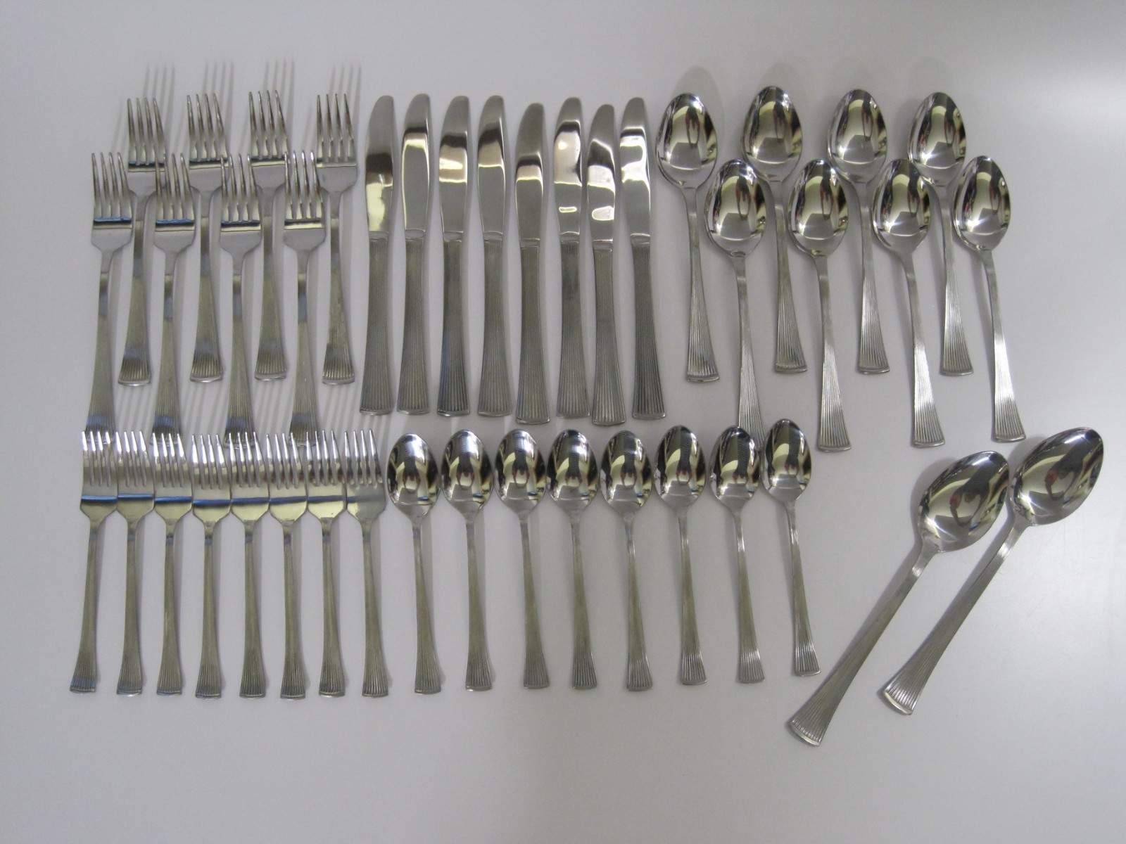 42 Pcs Barclay Geneve VAN CORTLAND Stainless Flatware Service for 8+