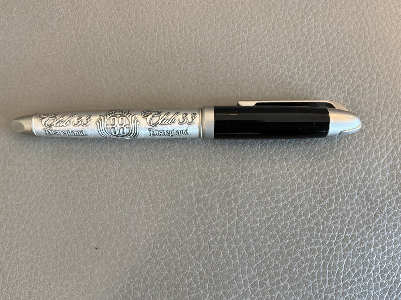 Disneyland Vintage Club 33 Bettoni Pen