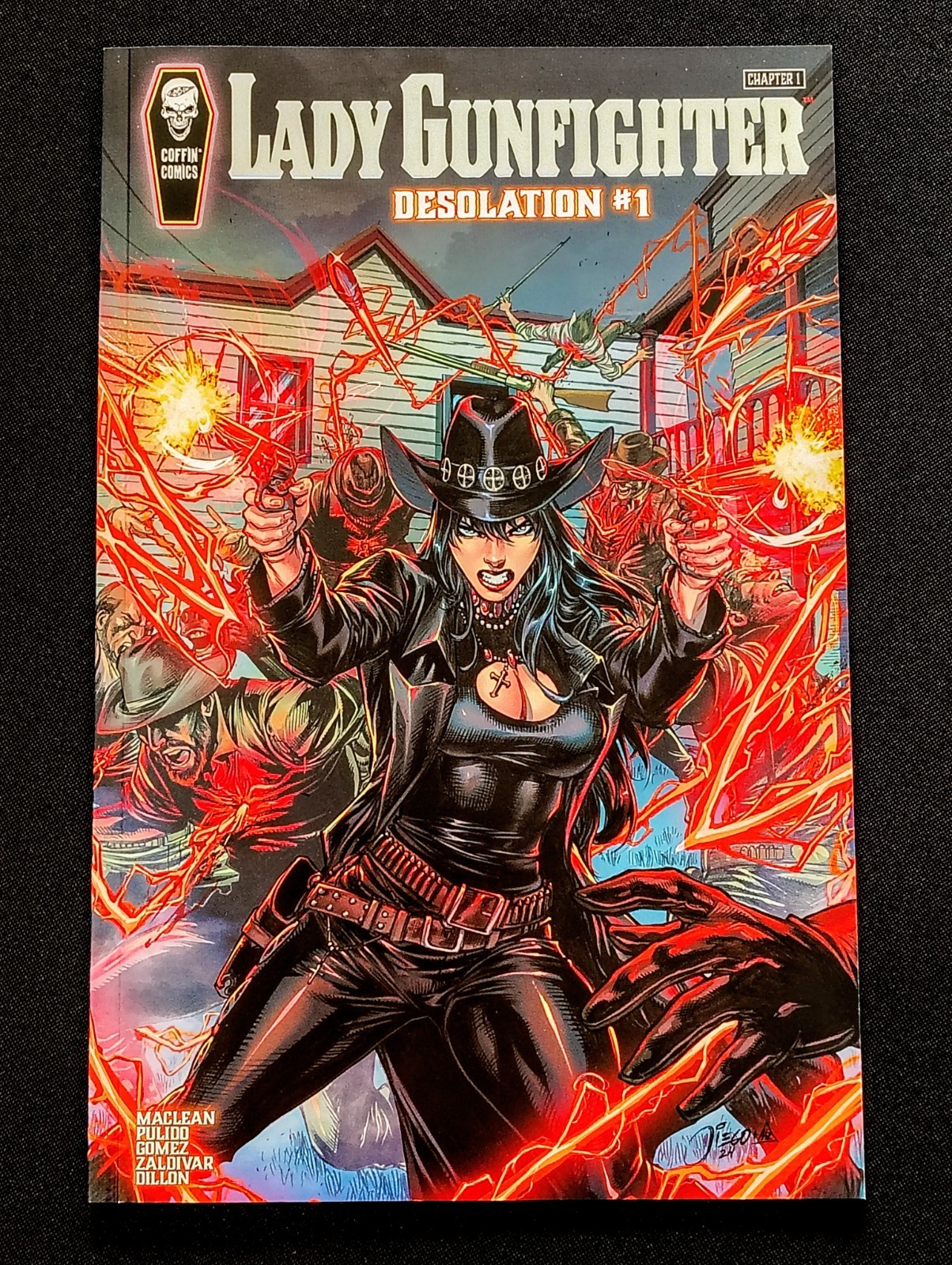 Lady Gunfighter Desolation Premiere Kickstarter Edition Coffin ⚰️ Comics