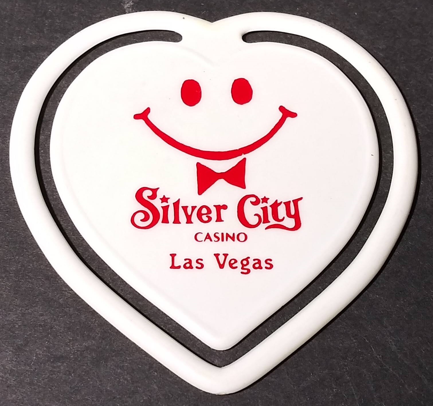 Vintage Silver City Casino Las Vegas Nevada Heart Plastic Paper Clip 