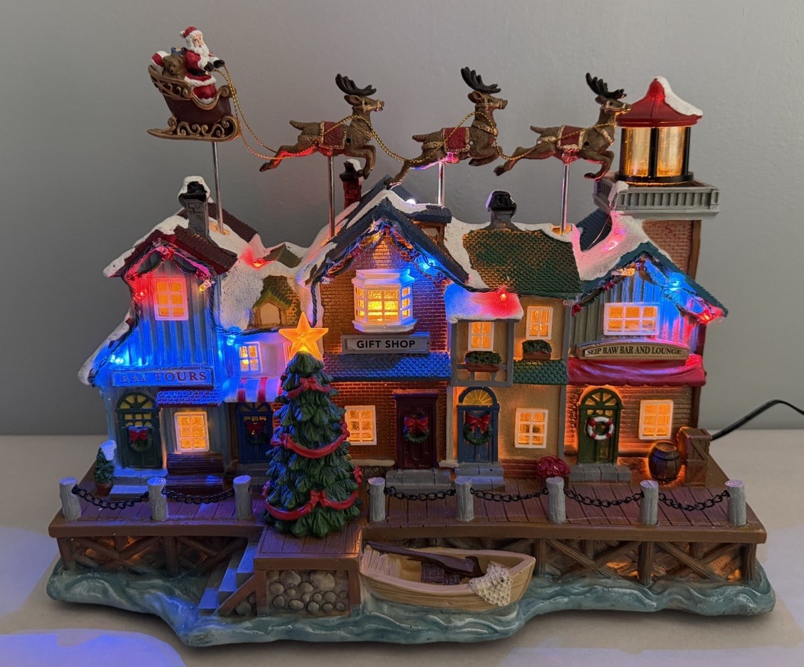 Carole Towne SEIP PIER Santa Claus Reindeer Musical Christmas Village With Box