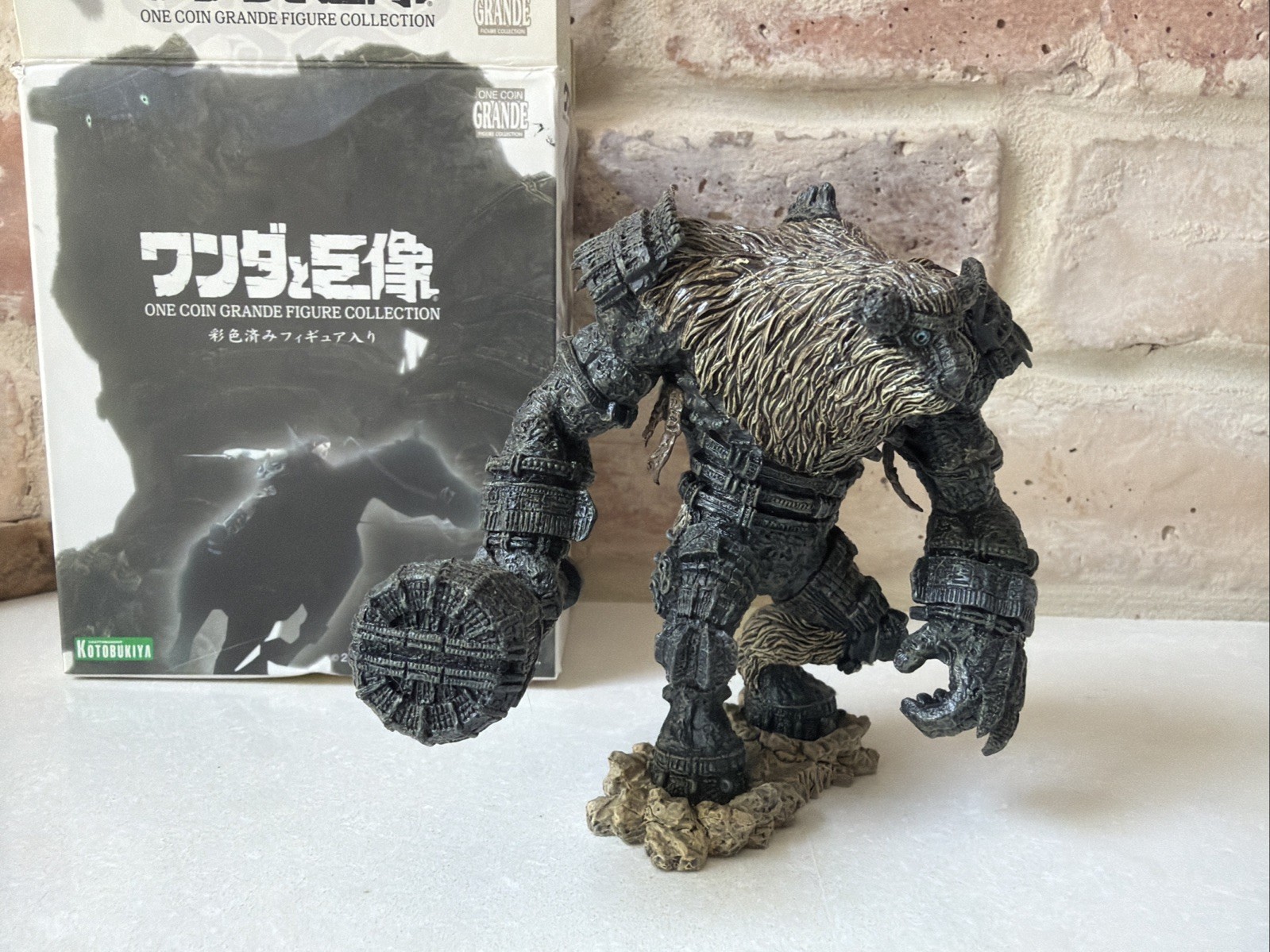 Shadow of the Colossus Kotobukiya One Coin Grande Figure #1 authentic with box