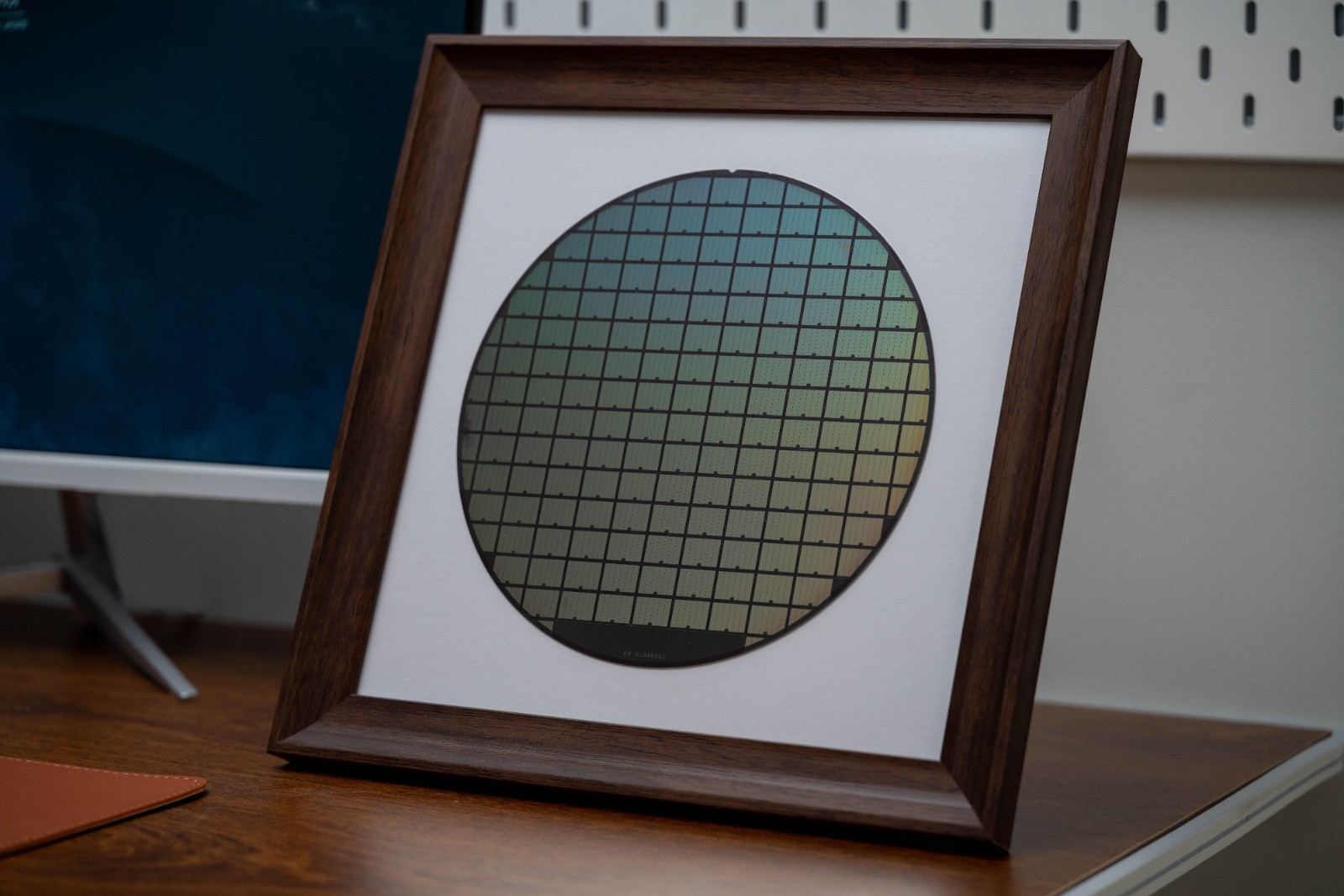 Framed Silicon Wafer Display for Vintage CPU Microchips Tech Wall Art (8&12inch)