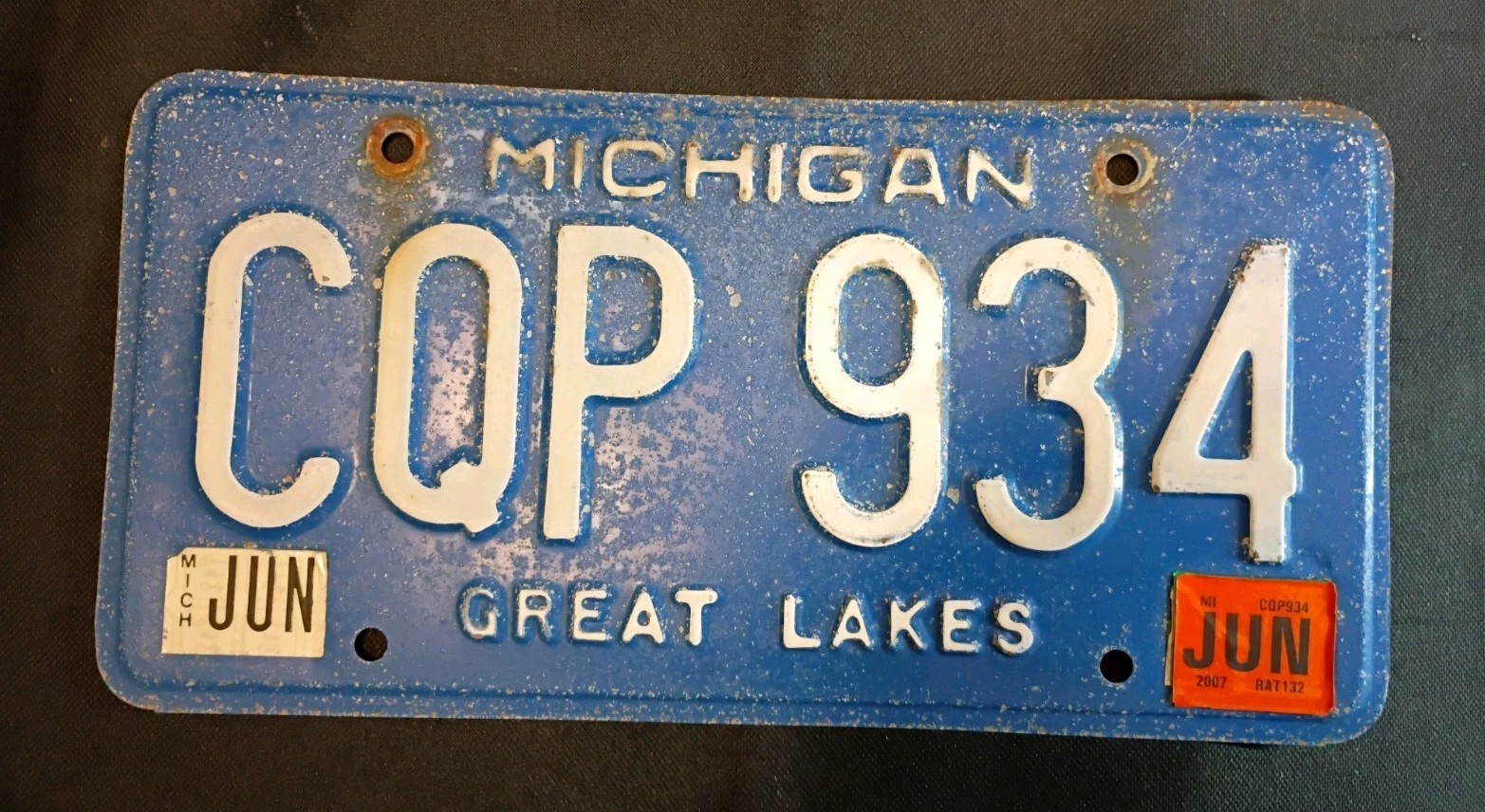 Vtge. Michigan Lic. plate. Tag(1). CQP-934. Exp. 2007. Rustic, COLLECTIBLE.