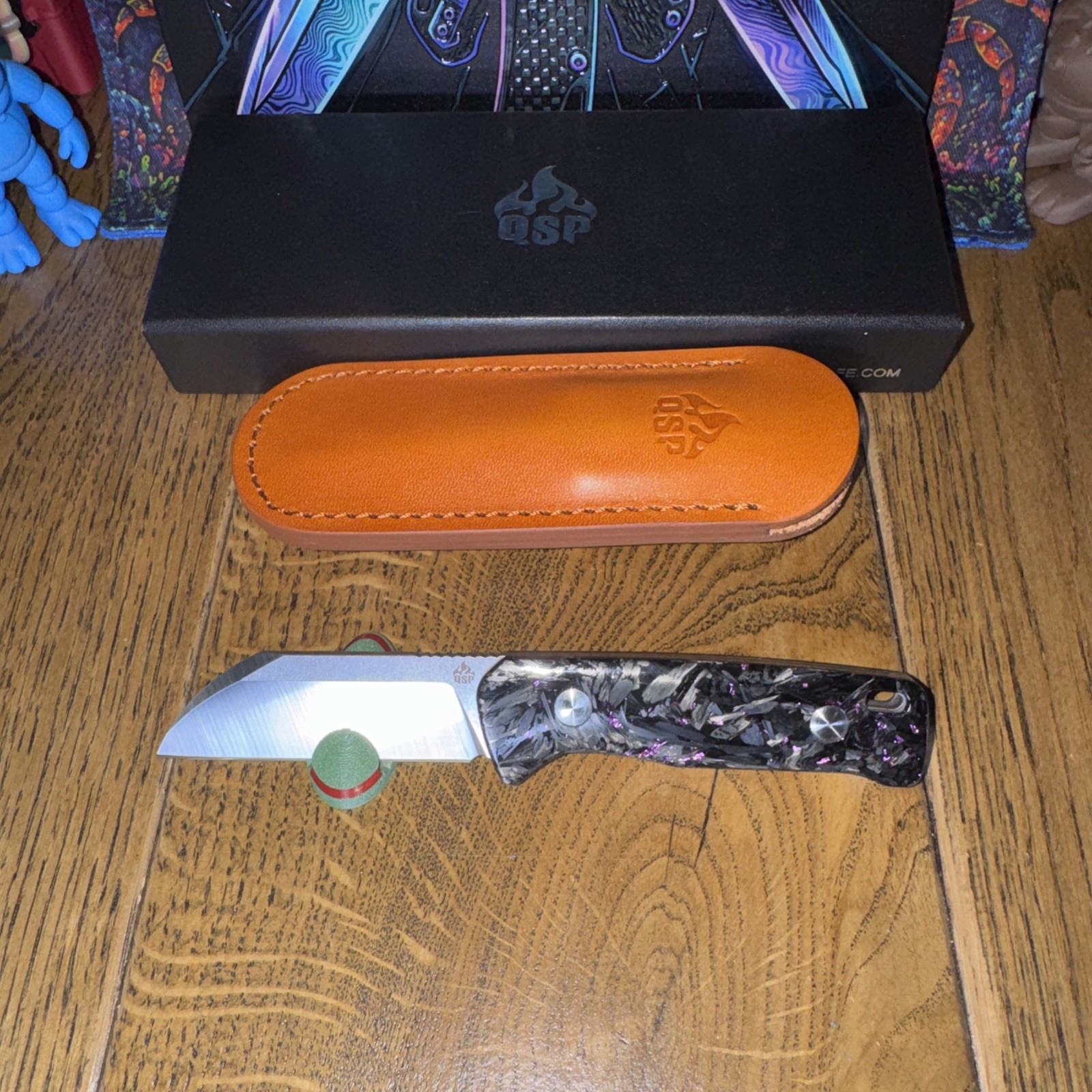 QSP Baby Penguin Purple Carbon Fiber 14C28N Fixed Blade 130BPE1
