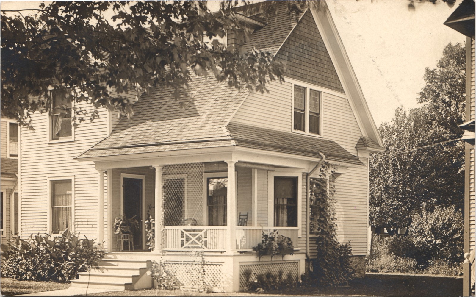 NICE HOUSE FRONT PORCH c1910 postcard real photo rppc architecture historic