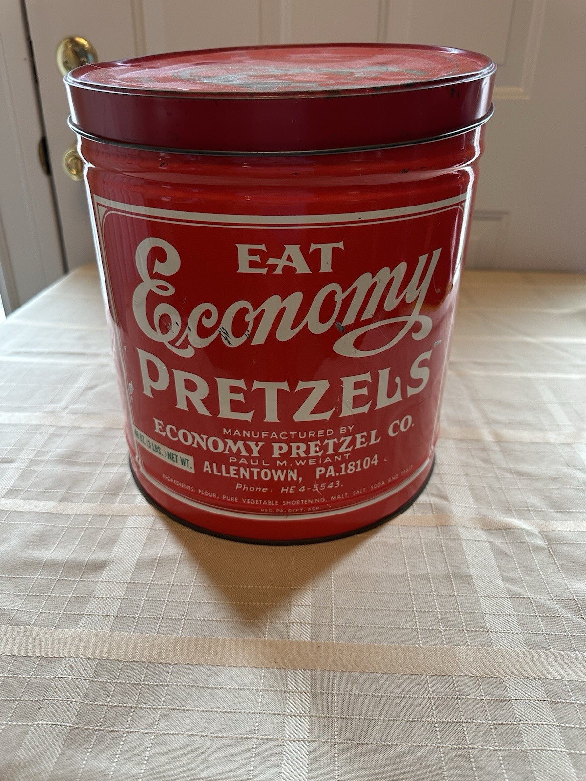 Vintage Eat Economy Pretzels Red & White Tin Can Allentown Pennsylvania