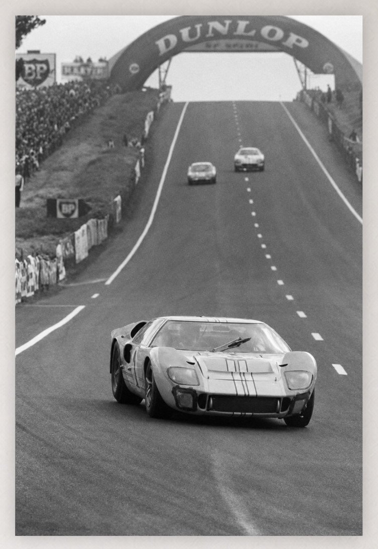 1966 LE MANS KEN MILES DENNY HULME FORD GT40 MKII 12X18 PHOTO REPRO POSTER