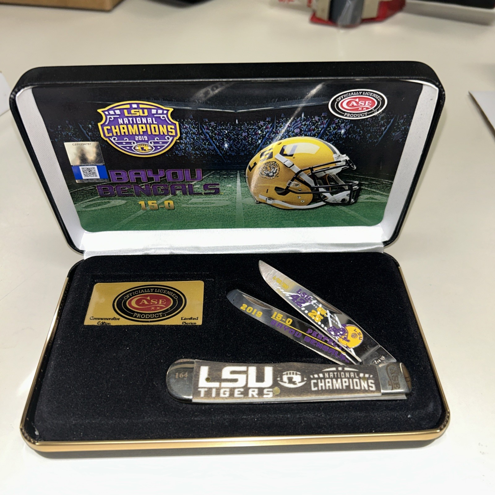 CASE XX #164 LSU 2019 NATIONAL CHAMPION GRAY TRAPPER IN JEWL BOX