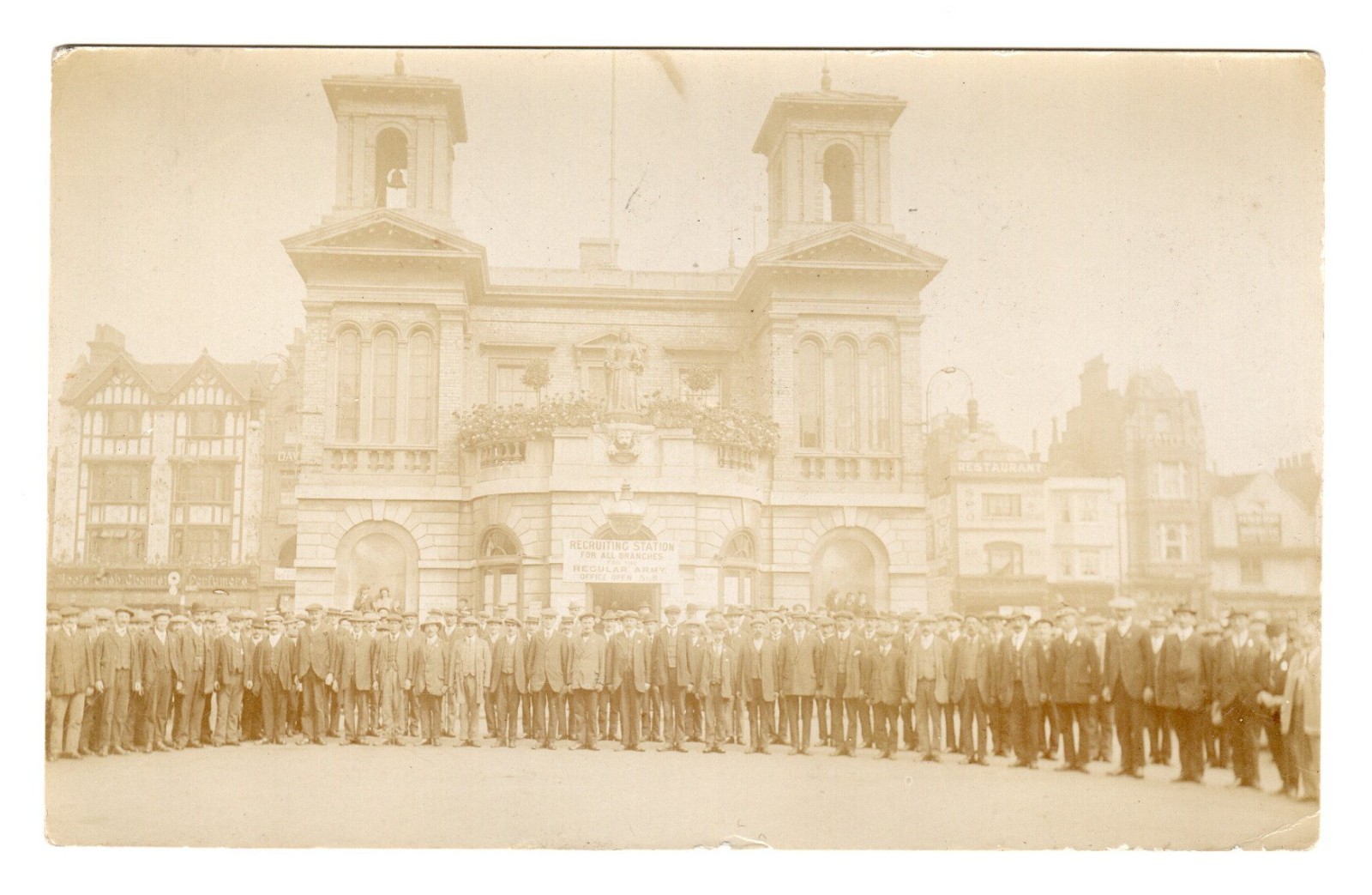 Rare 1914 RPPC Postcard Dover WW1 Army Recruiting Station Volunteers Photo Excellent