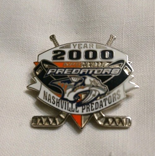 Nashville Predators Year 2000 NHL Hockey Collectible Pin Souvenir Excellent Cond