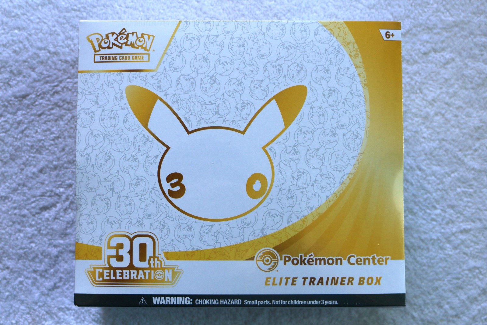 Pokemon Center 30th Anniversary ETB Elite Trainer Box Sealed (small dents)