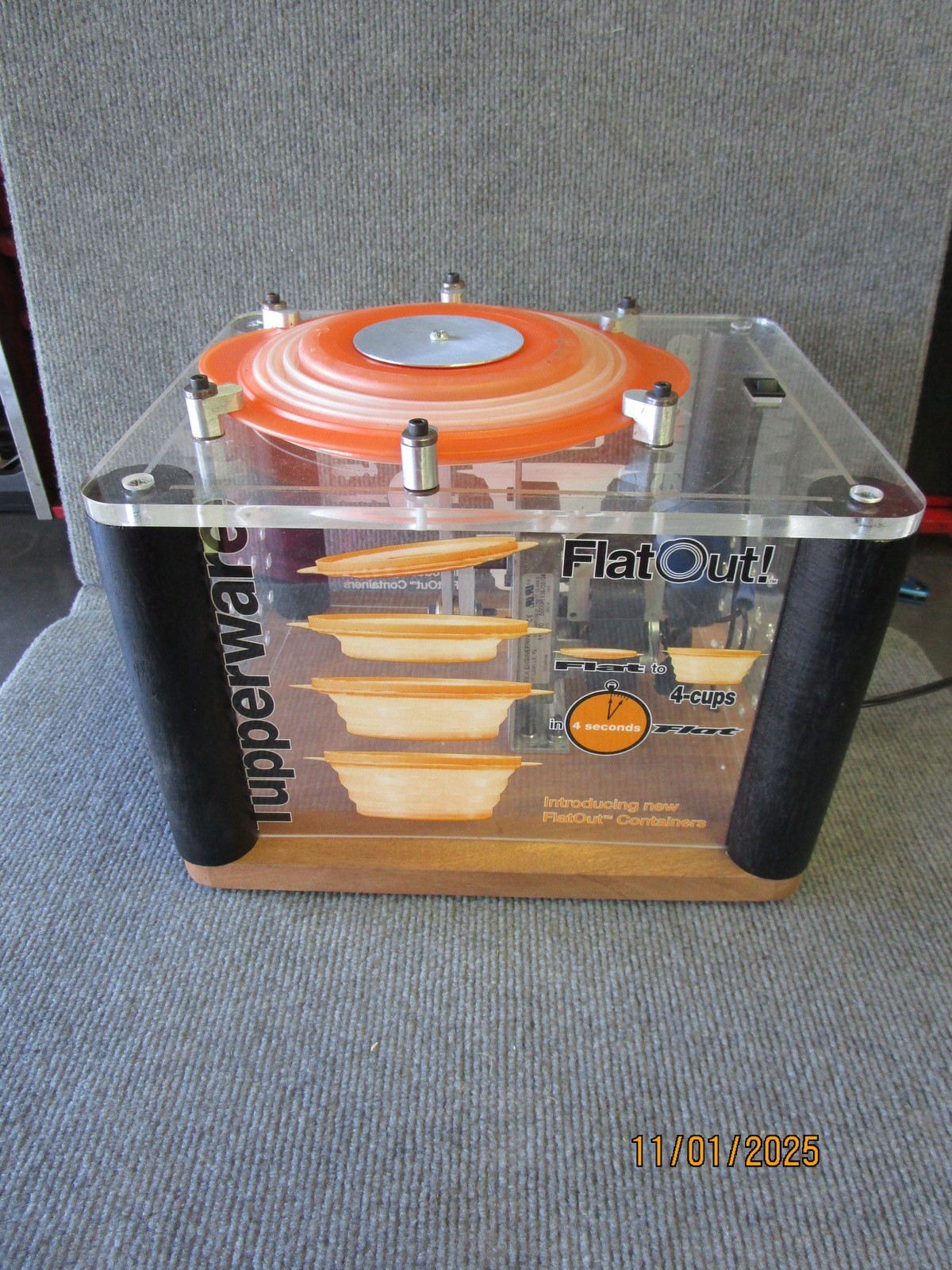 Rare Tupperware Flat Out Salesman Sample