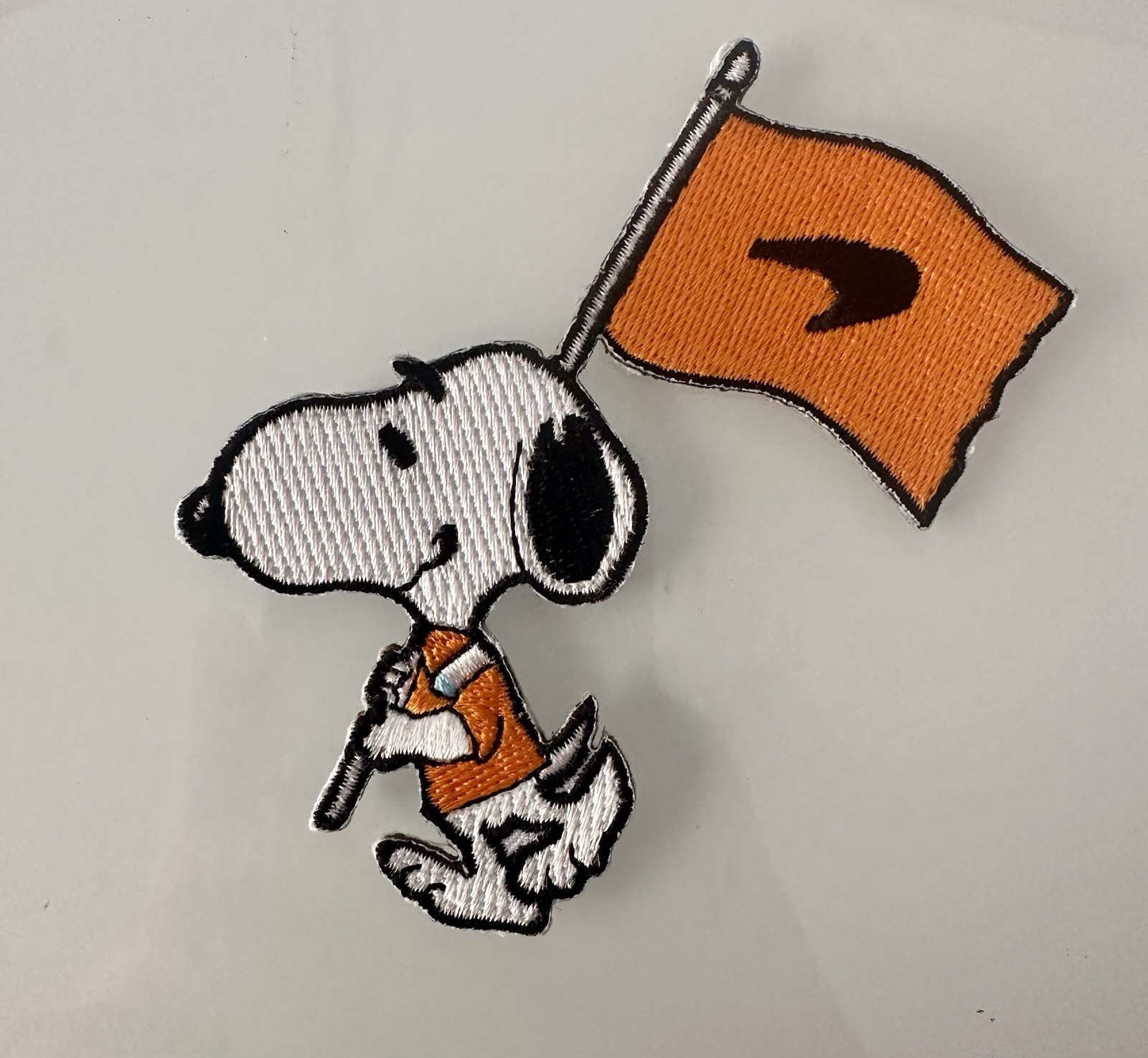 Snoopy McLaren F1 Formula 1 Racing Flag Logo Peanuts Embroidered Iron On Patch 3