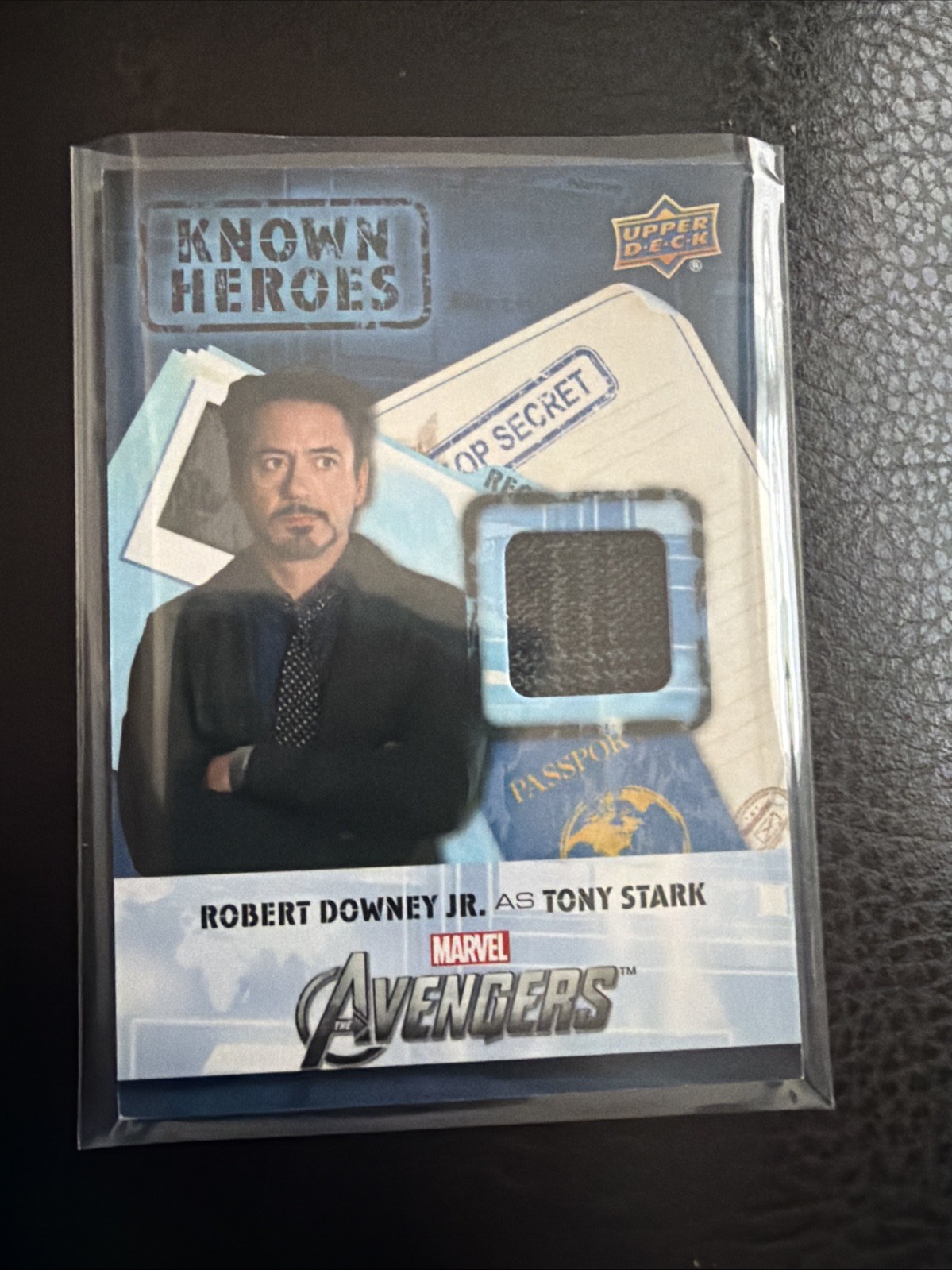 2016 UD Marvel Known Heroes Iron Man Robert Downey Jr. Relic Avengers (read)