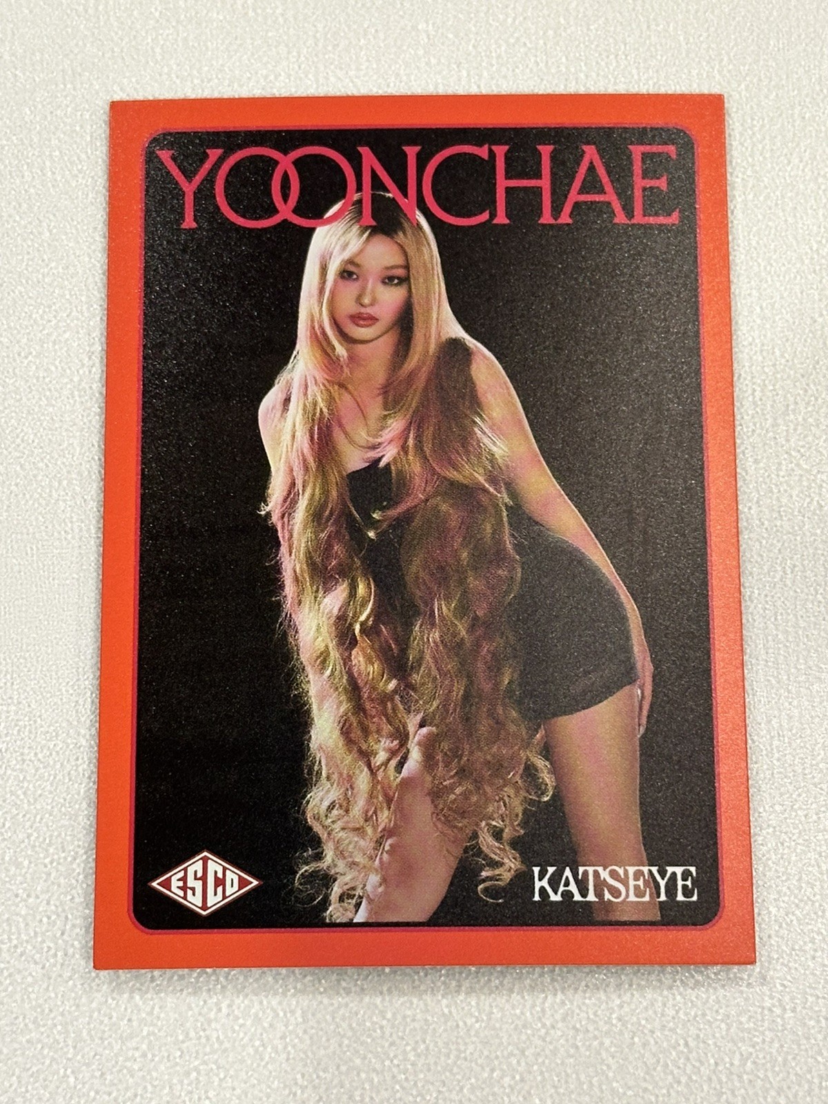 KATSEYE x ESCO  YOONCHAE 005/005 EXTREMELY RARE & BOOKEND Foil Trading Card 
