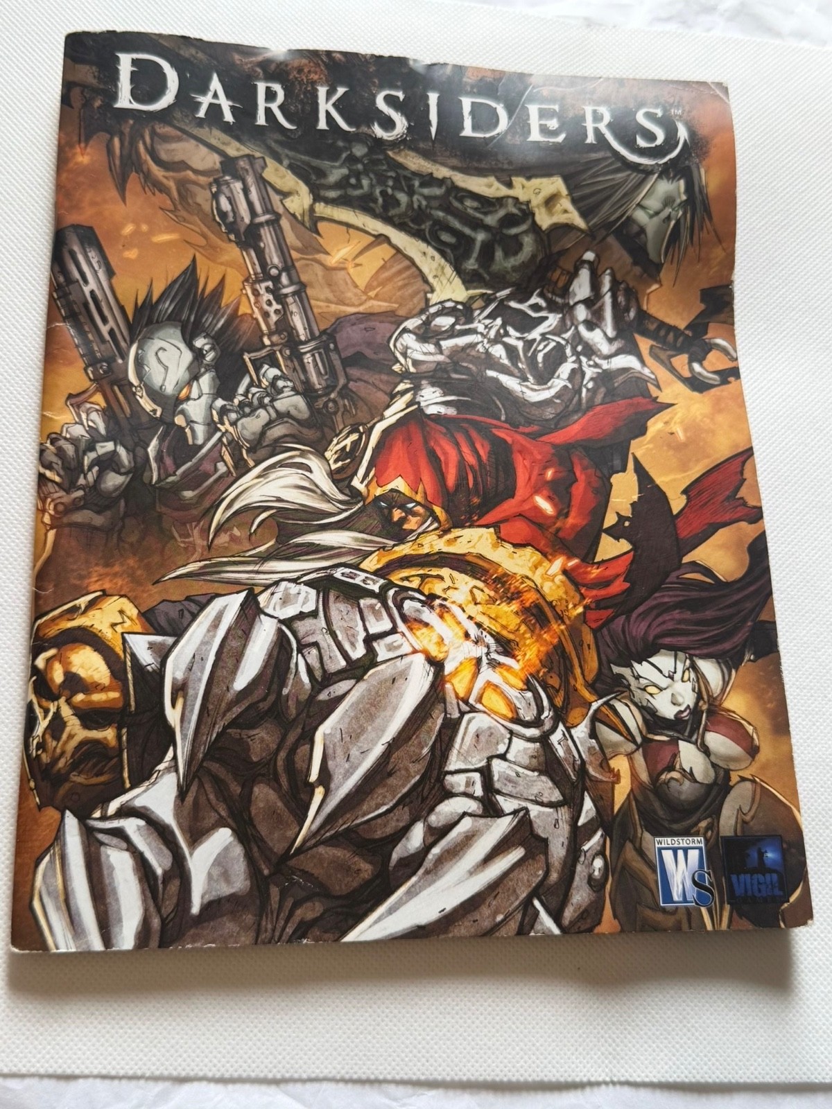 Darksiders The Graphic Adventure 2009 WildStorm DC Comics Graphic Novel Book AU