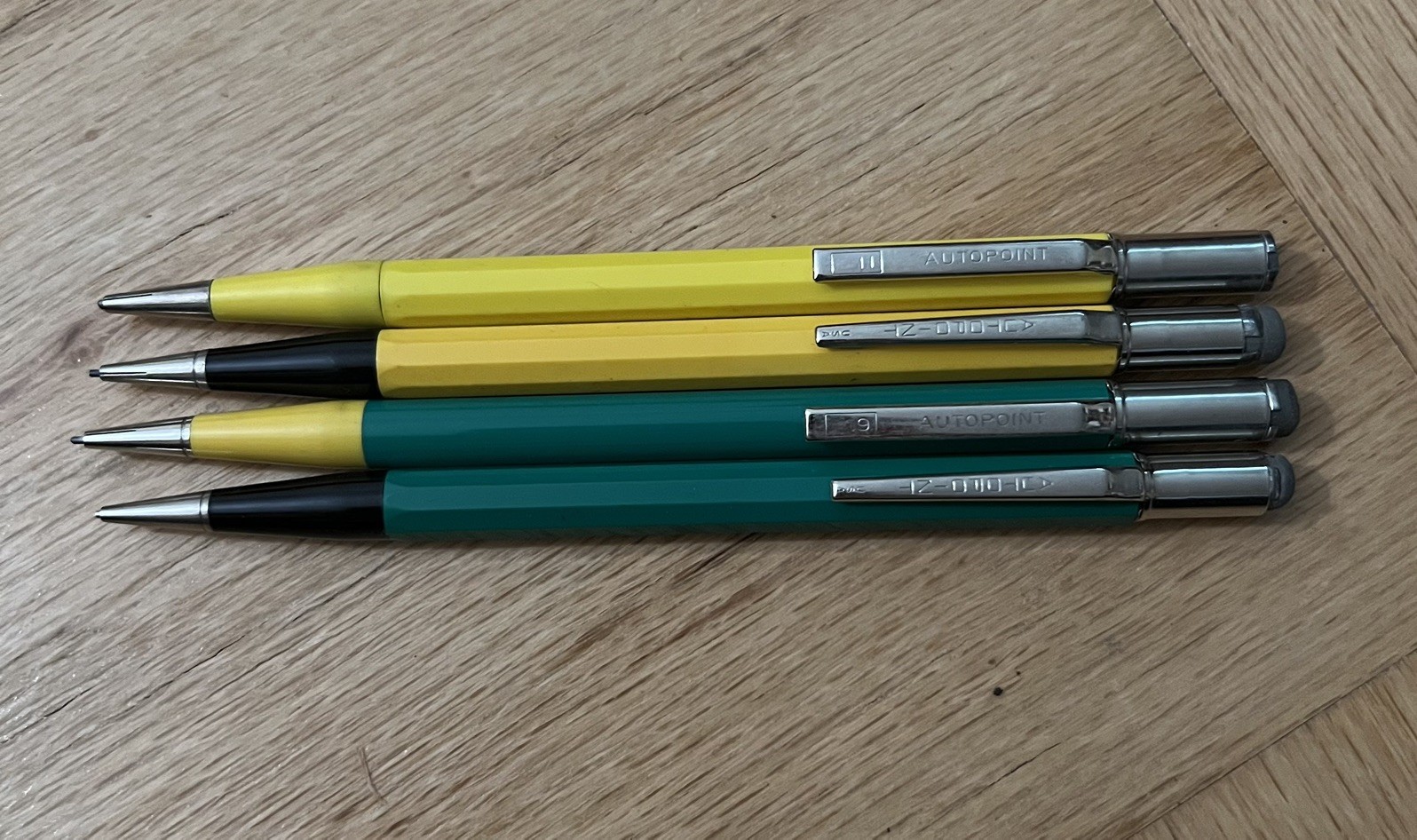 Lot of 4 Vintage Autopoint Mechanical Pencils Yellow Green USA