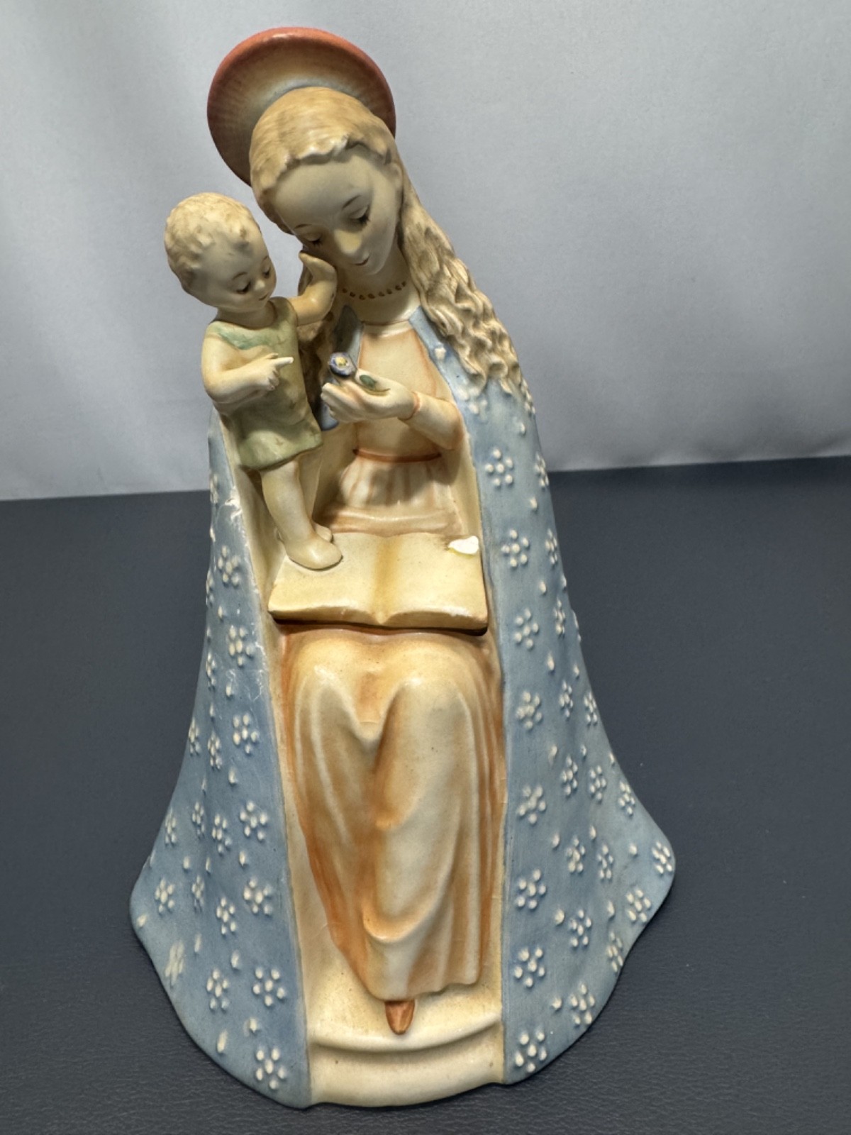 Vtg M.I. Hummel Goebel FLOWER MADONNA 8 1/4