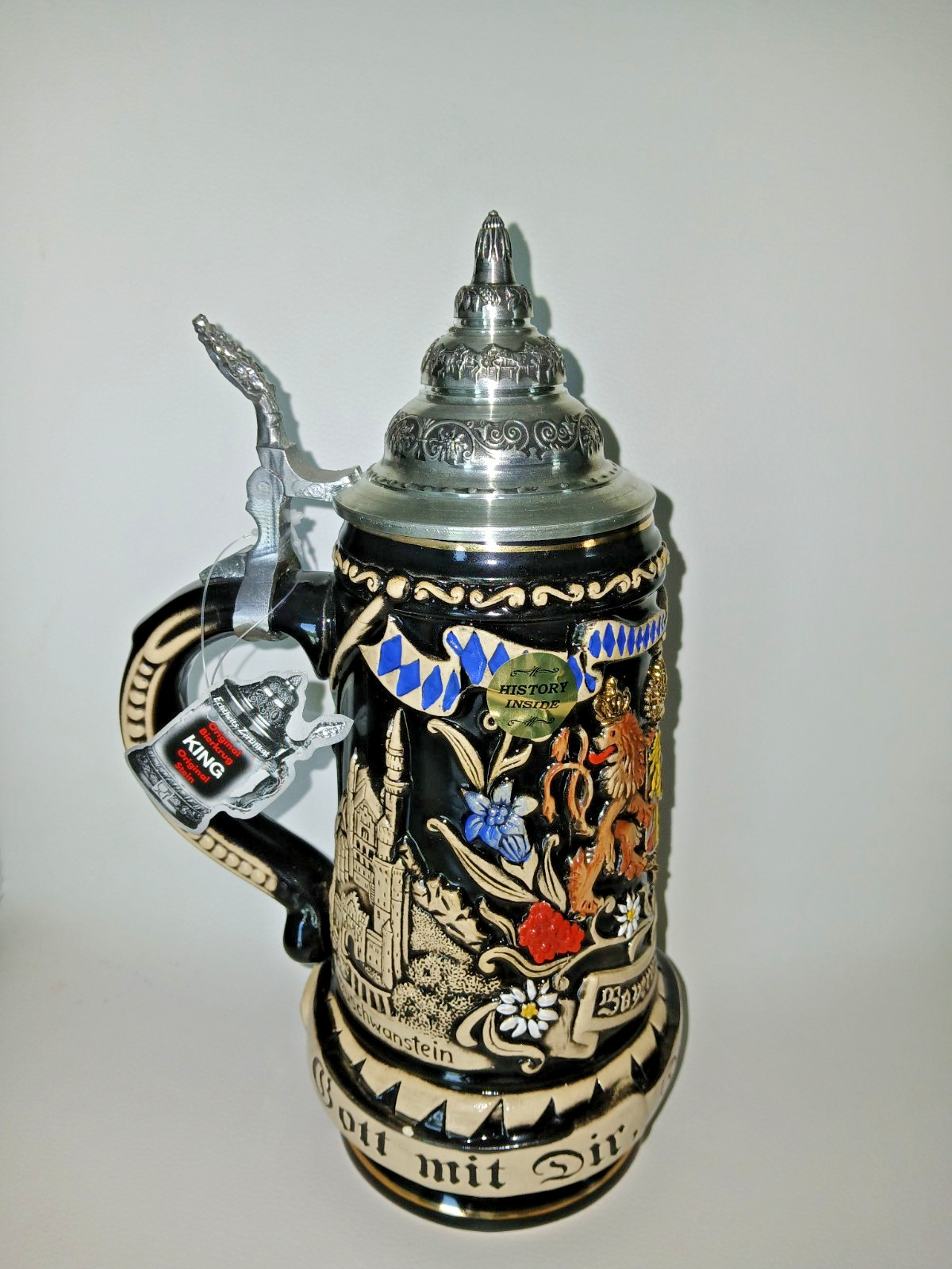 Authentic Original King German Bavaria Neuschwanstein Lidded Beer Stein NEW