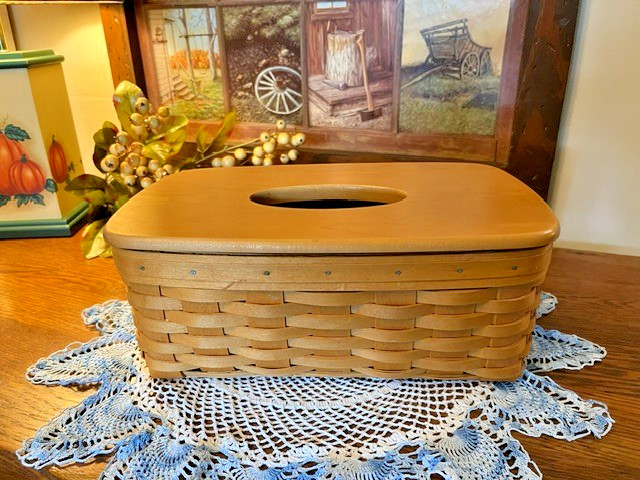Longaberger Rectangular Tissue Basket Dated 2000 With Lid
