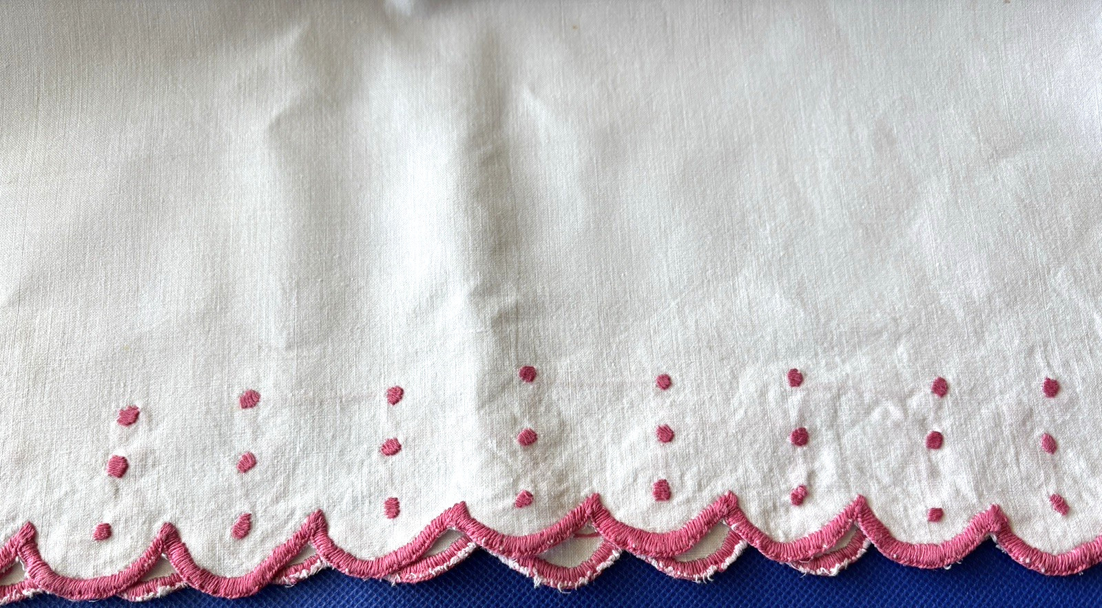 FABULOUS VTG HUGE BOLSTER-100% PERCALE COTTON, 18 X 62\