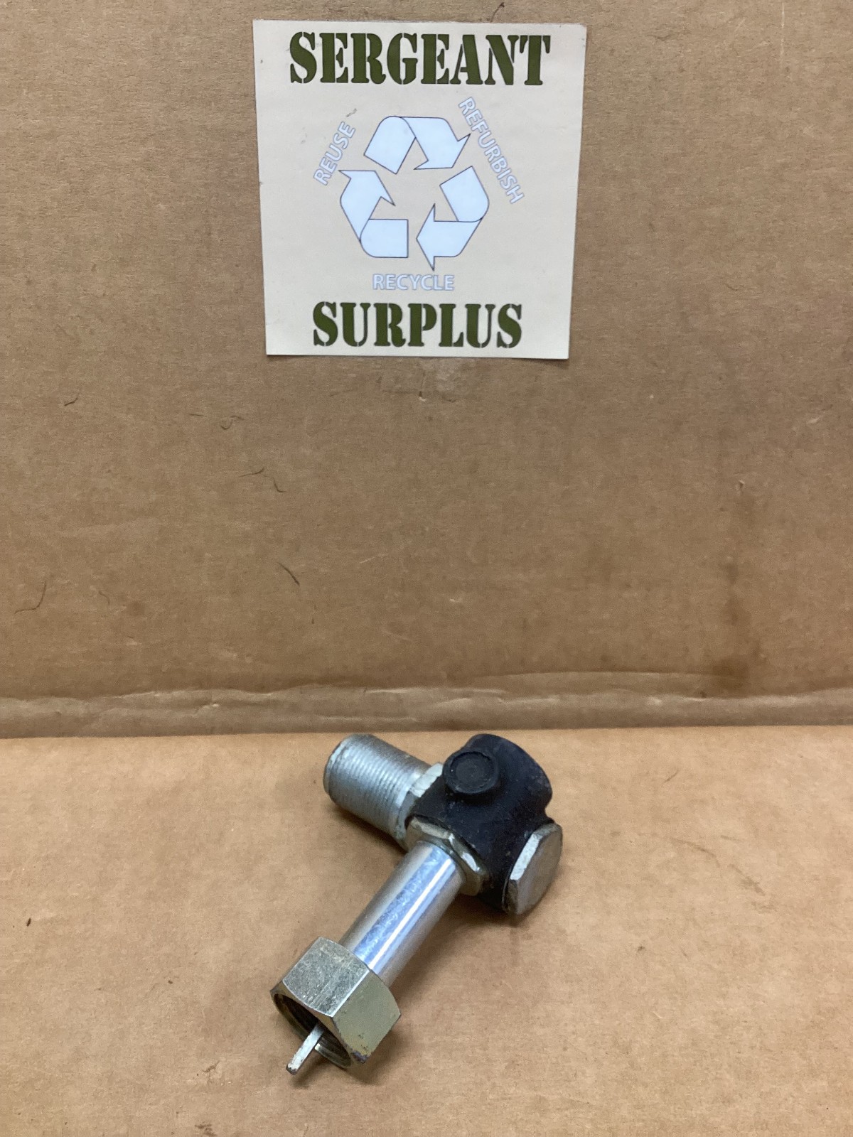 Adapter speedometer-tachometer/HMMWV 2590-01-212-5868