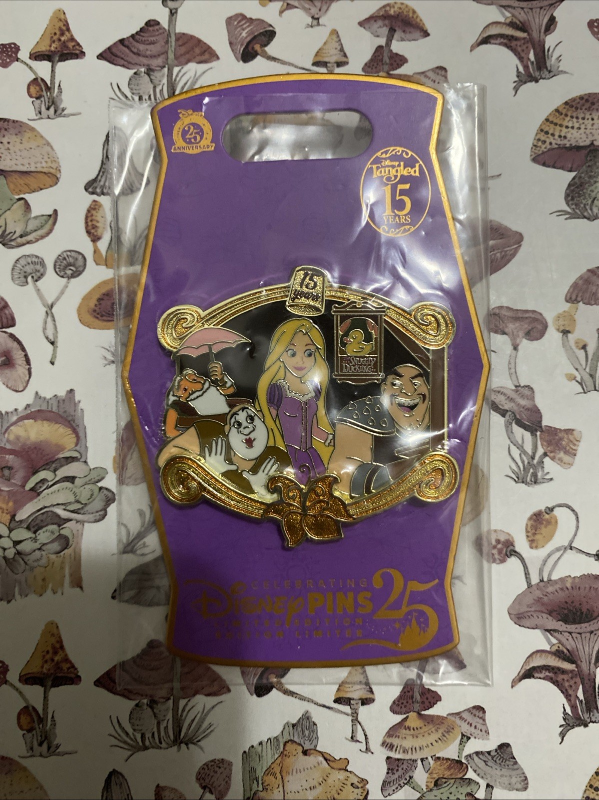 Disney Tangled 15th Anniversary Disney Pins Rapunzel Limited Edition Single Pin
