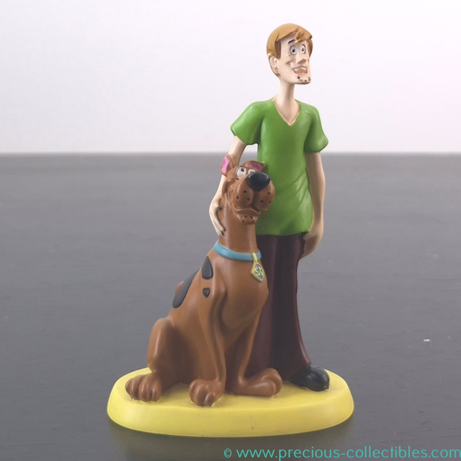 Extremely rare Scooby-Doo with Shaggy figurine.