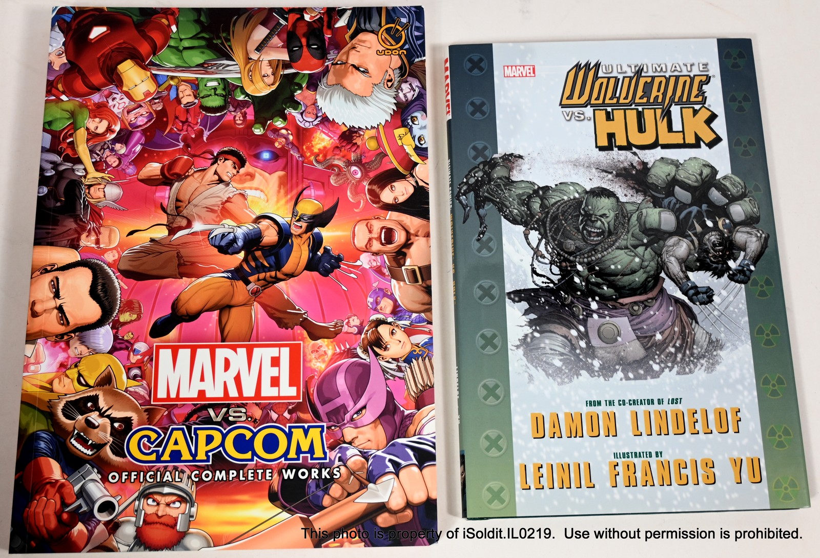 2-PC NEW ULTIMATE WOVERINE vs HULK 1st Print 2009 HC + MARVEL vs CAPCOM 2012 PB