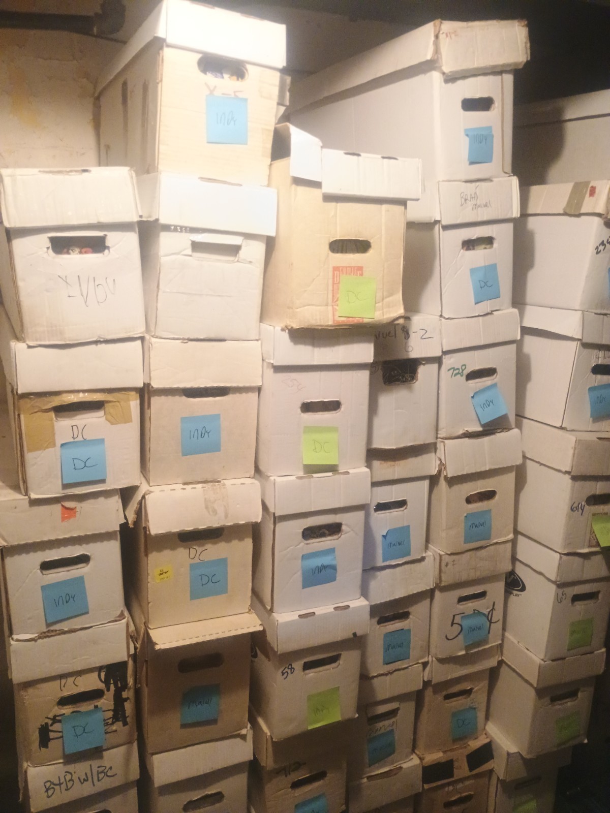 Comic Collection Of 17000 Comics Lots Of 100 Comics