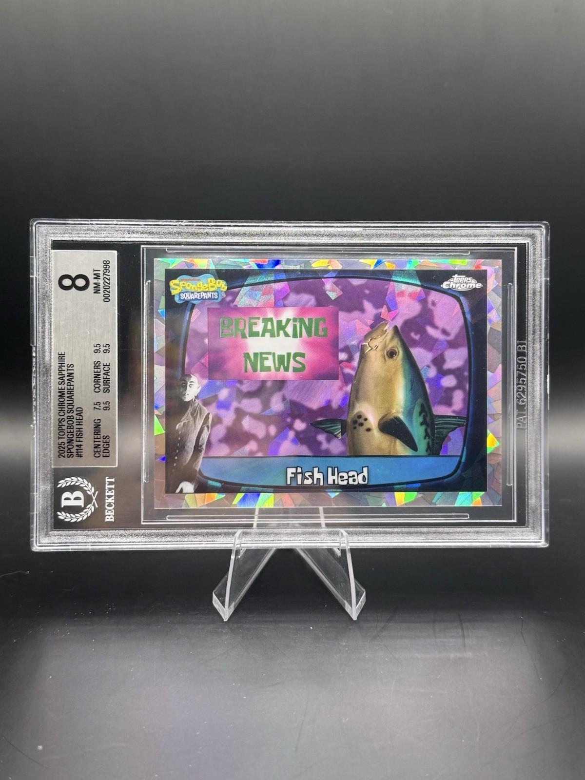 2025 Topps Chrome SpongeBob #114 Fish Head NightShift Refractor BGS 8