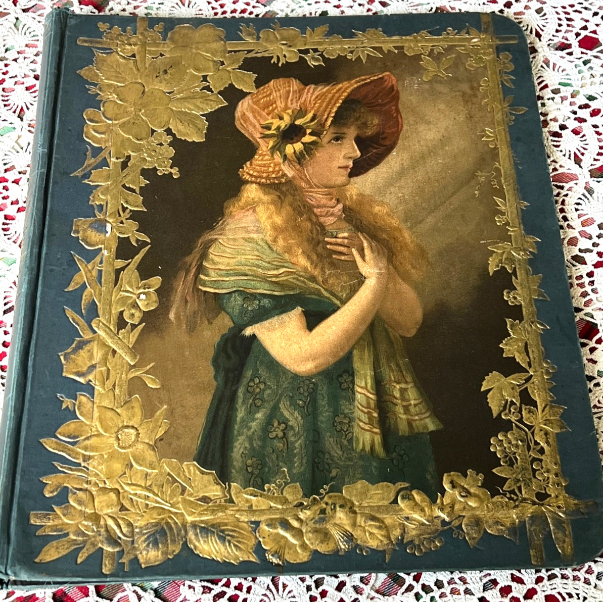 ANTIQUE c1880 VICTORIAN SCRAPBOOK ALBUM 75+SCRAP DIECUT DOGS LARGE PRINTS 28+pg