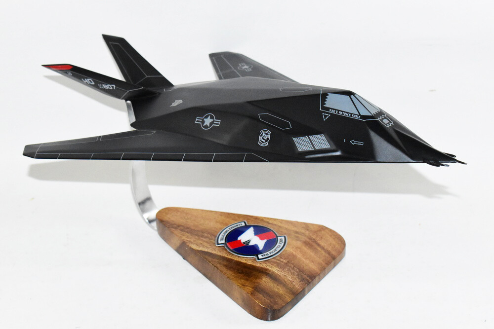 Skunk Works® F-117A Nighthawk®, 9th FS Flying Knights, Mahogany Scale Model