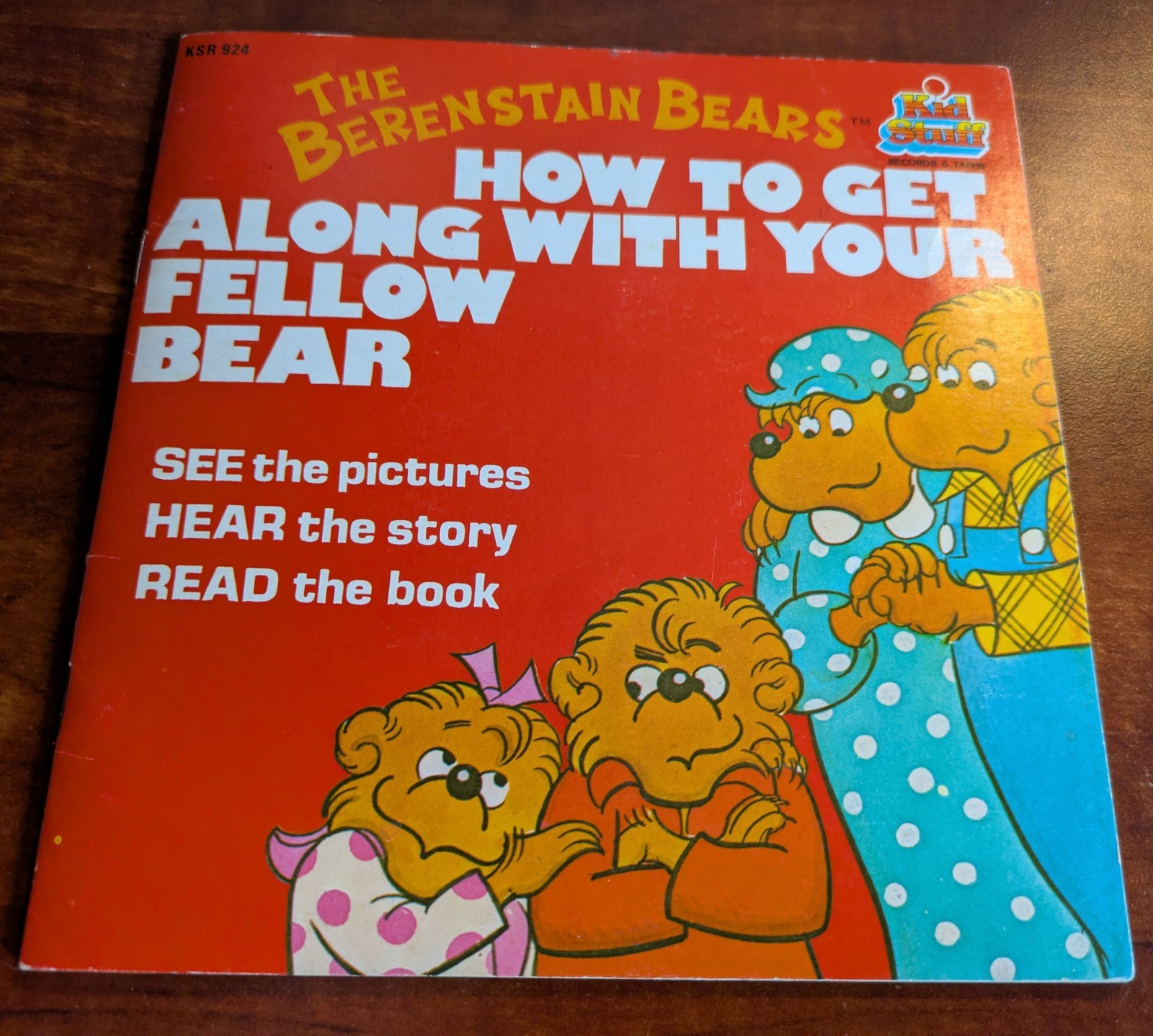 The Berenstain Bears: How to Get Along Your Fellow Bear, BOOK & RECORD 1982