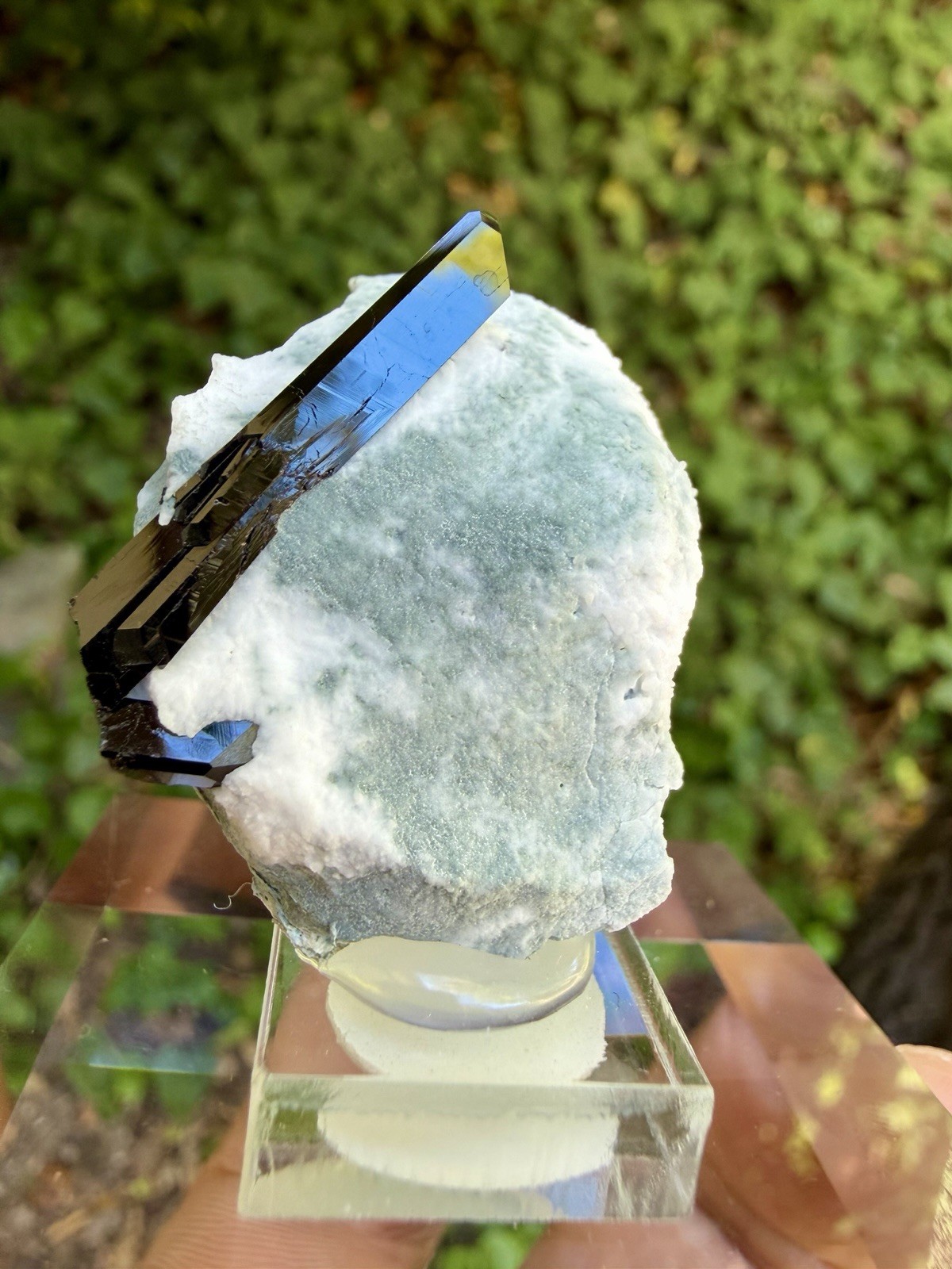 Top Quality Neptunite On Natrolite Specimen From San Benito County CA, 4cm