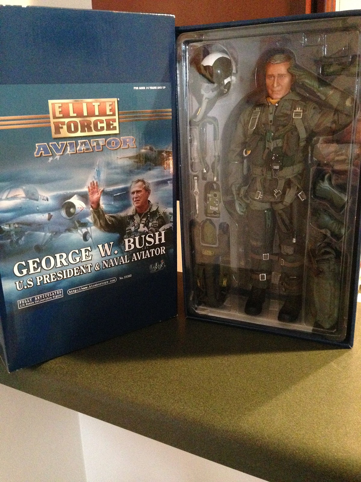 Elite Force Aviator: George W. Bush - U.S. President and Naval Aviator - 12