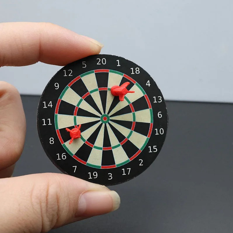 1pc 1/6 Mini Dartboard Fridge Magnet Miniature Game Home Decor Accessory