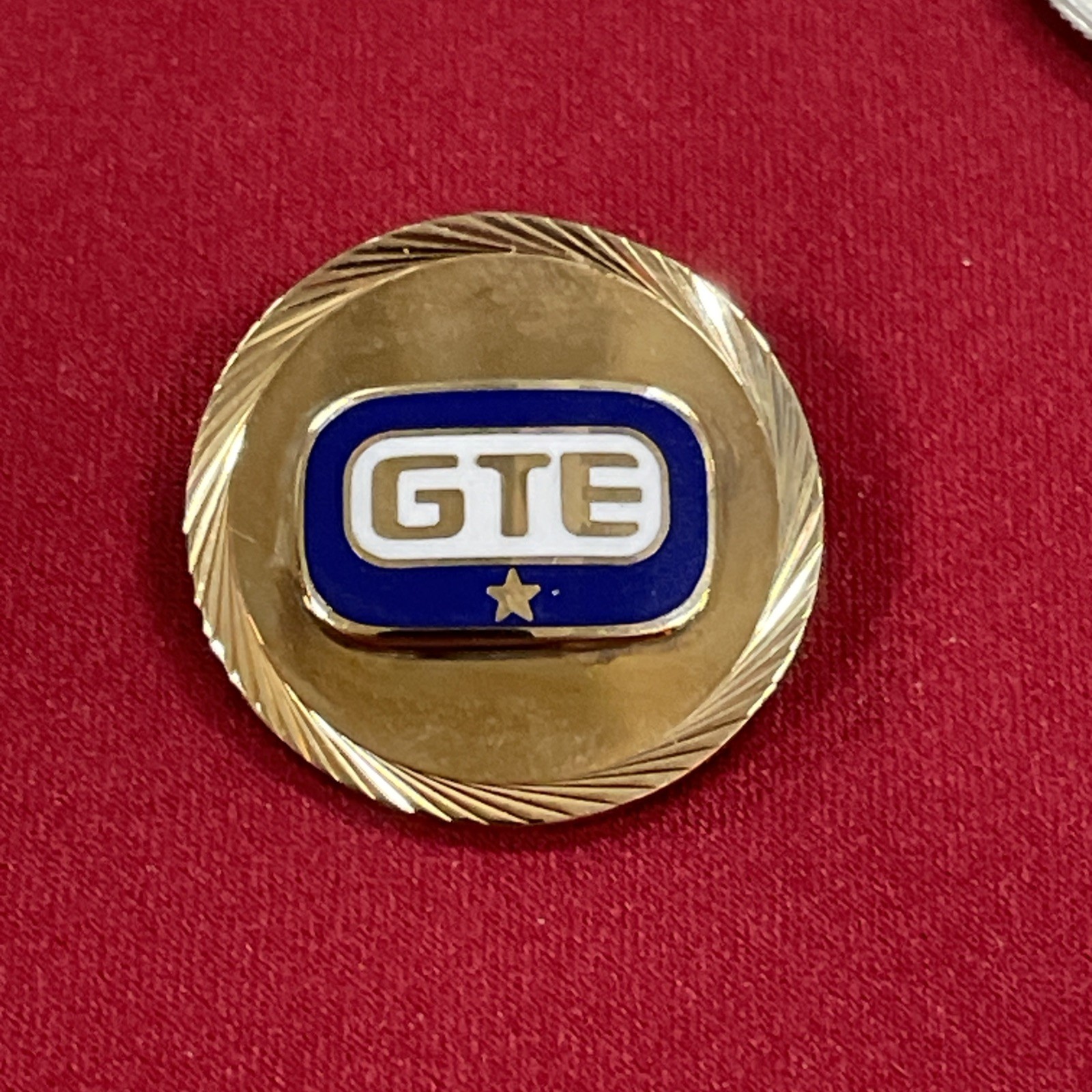 VTG GTE General Telephone & Electronics 10k Yellow Gold & Blue 1 Star Emblem Pin
