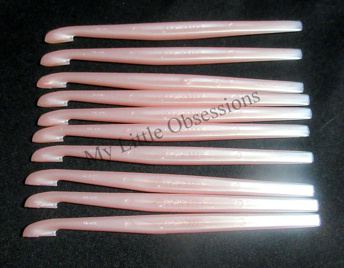 Tupperware Citrus peelers orange Grapefruit Gadget Set of 10 Pink Blush ~NEW
