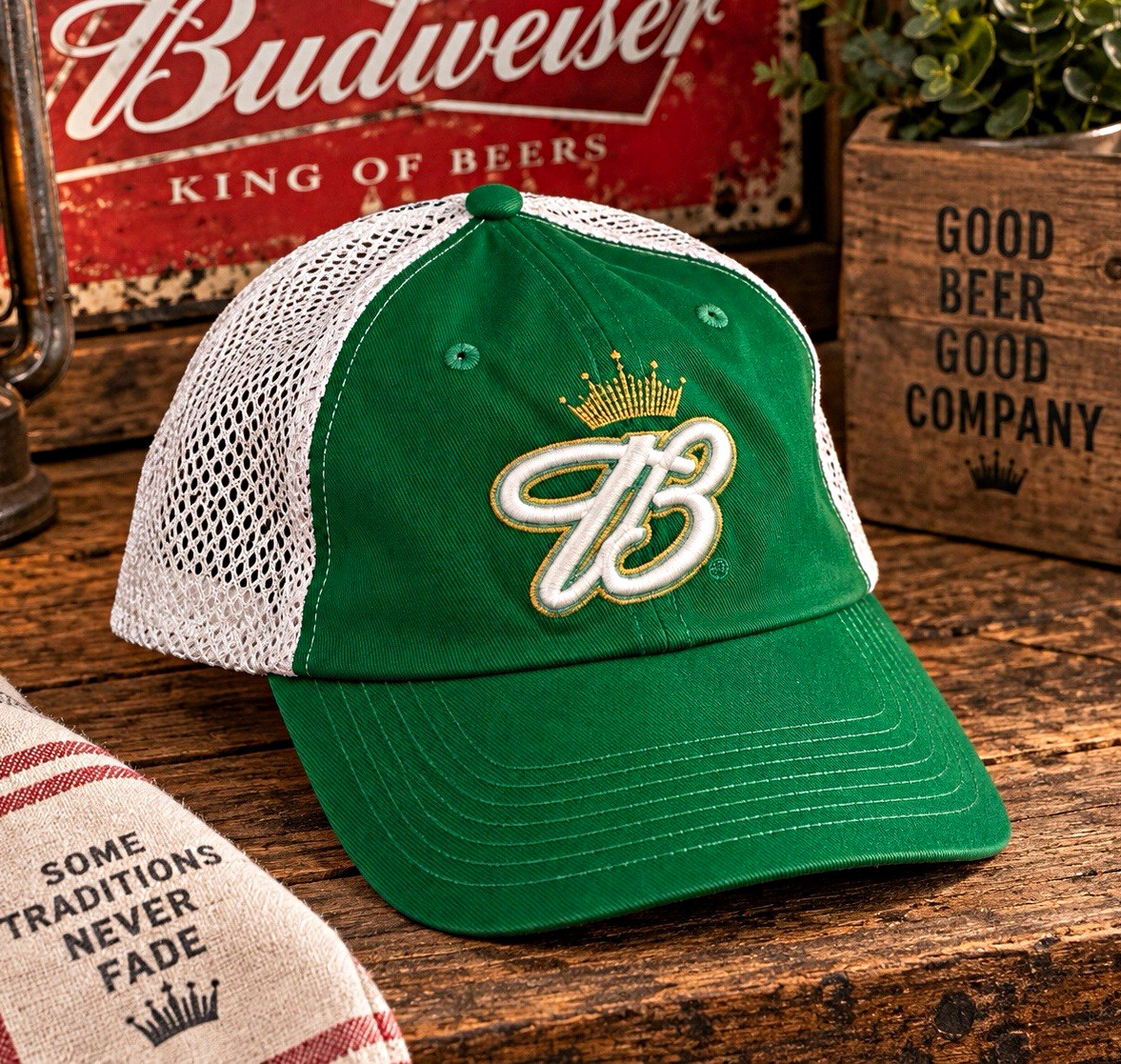 Vintage 2006 Budweiser Crown B Hat Top of the World One Fit Mesh Trucker Cap