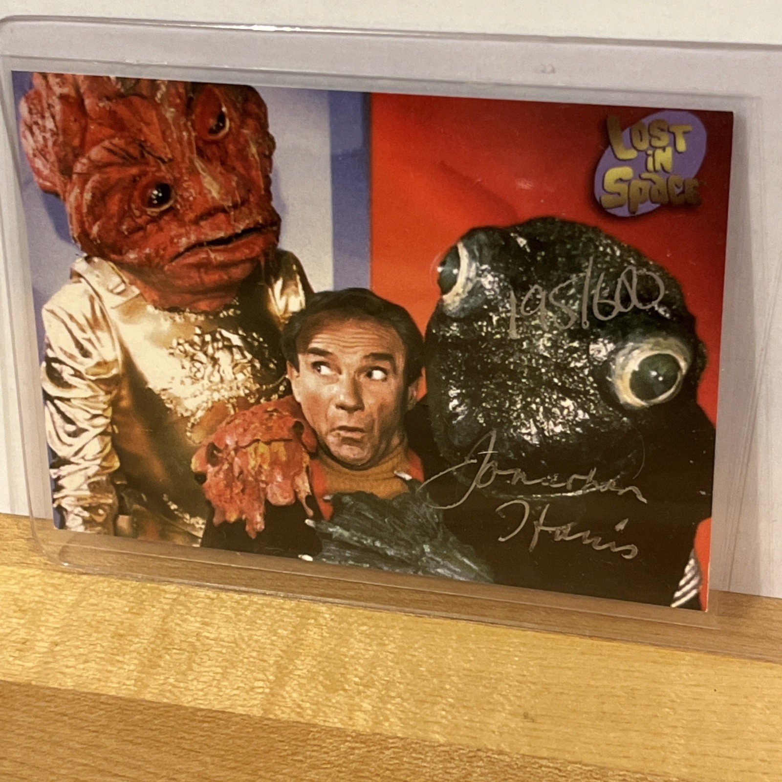 1997 Inkworks LOST in SPACE JONATHAN HARRIS AUTOGRAPHED Card #195/600