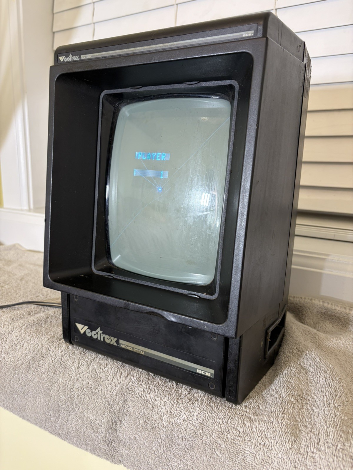 Vectrex MineStorm Tabletop Video Game Console w/ Joystick Controller 1982