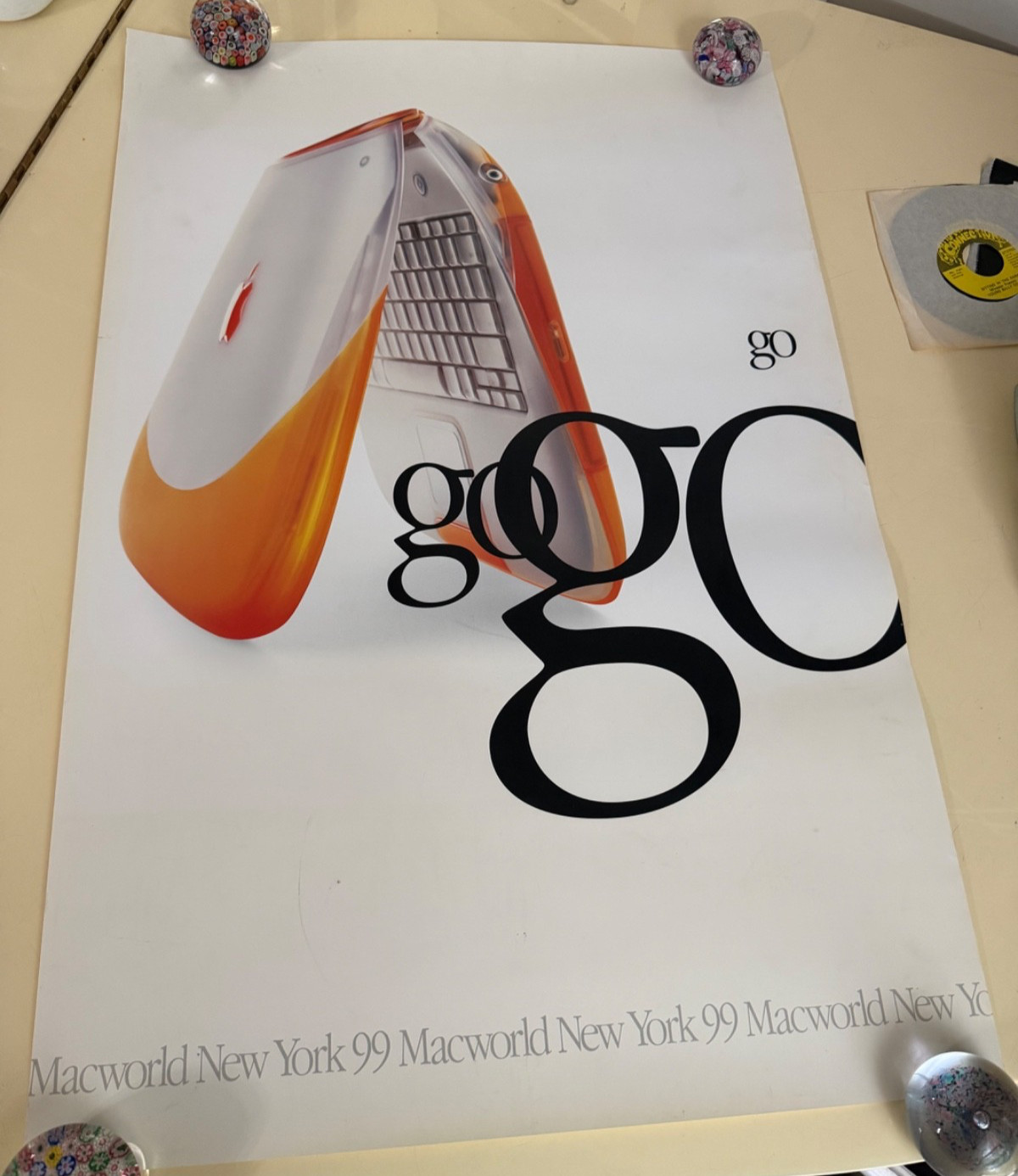 APPLE COMPUTERS MAC TO GO VINTAGE ORIGINAL MACWORLD 99 POSTER 24 X 36