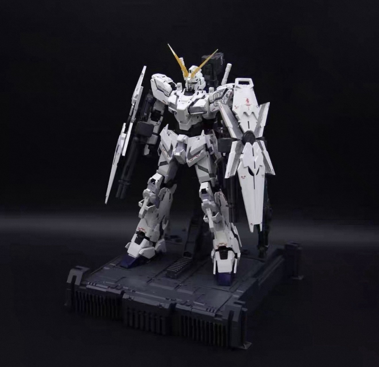 Shenshou MGEX 1/100 Unicorn - Model Kit New
