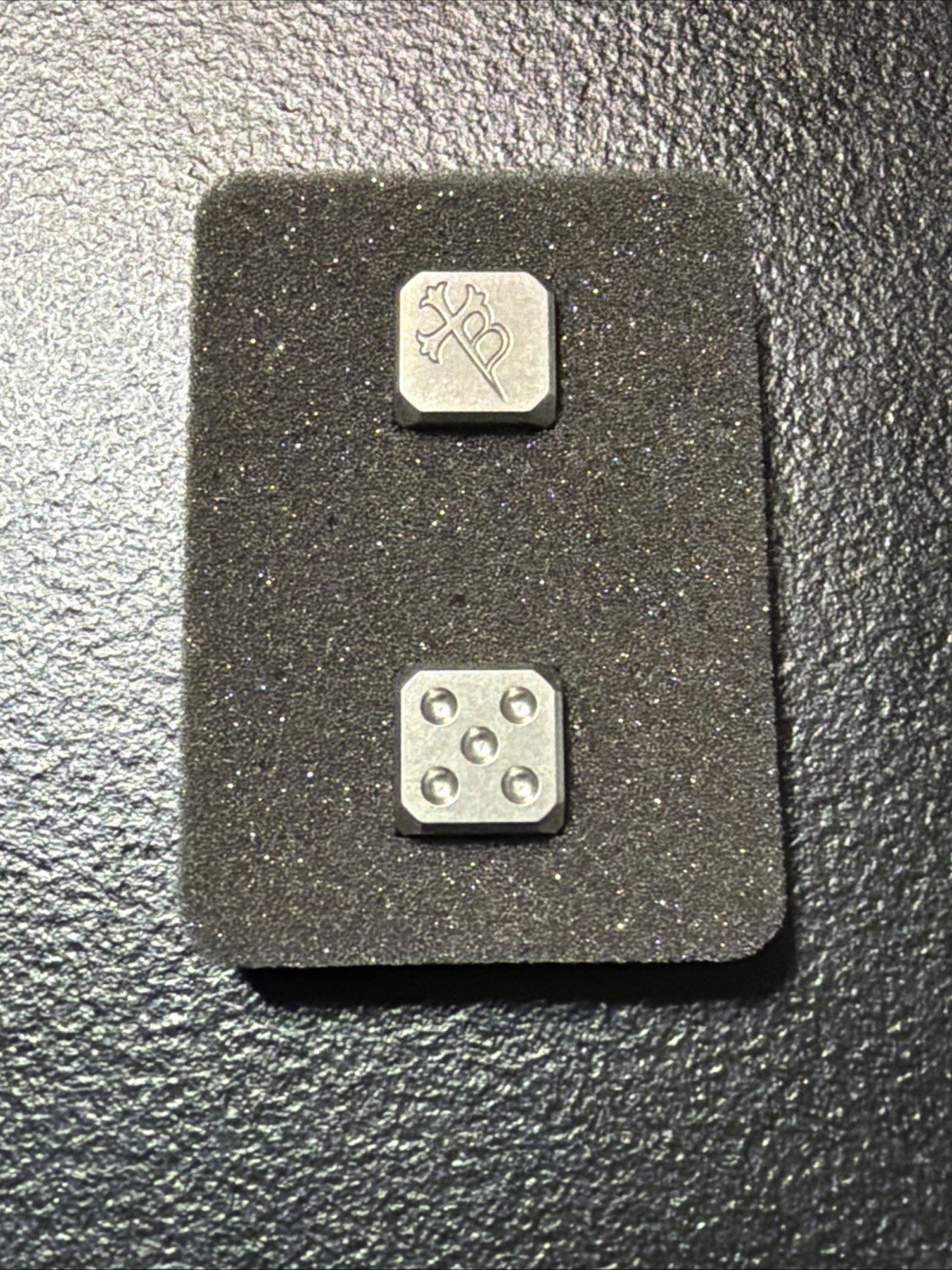 HITEX GEAR/BORKA BLADES DICE TITANIUM TUMBLED BORKA LOGO