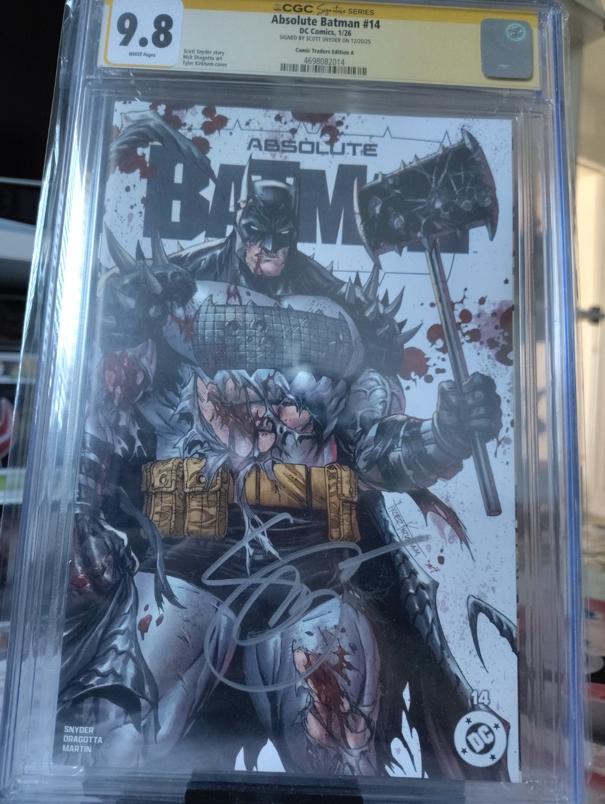 Absolute Batman 14 CGC 9.8 SS Signed Snyder Kirkham Comic Traders Trade Dress