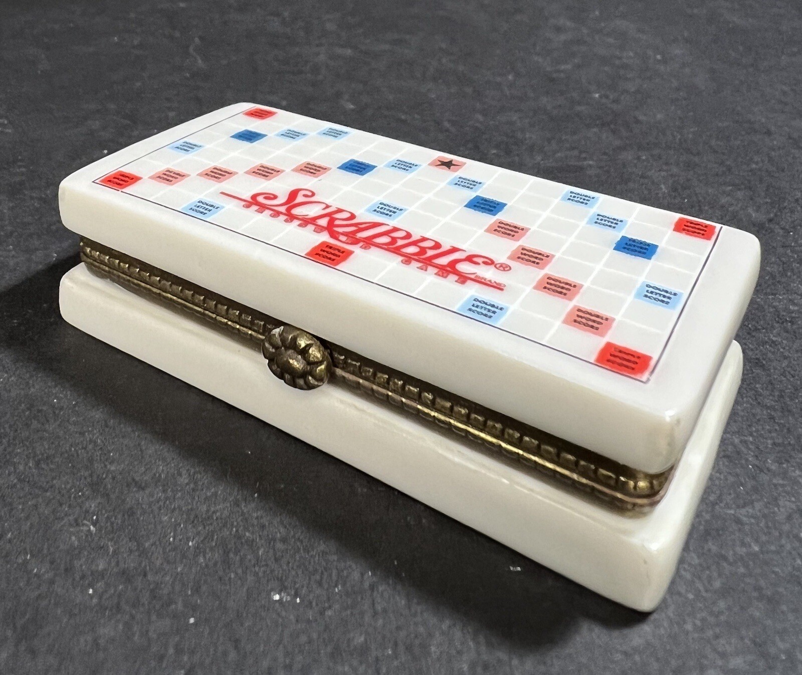 Vintage Scrabble Hasbro 1999 Retrospect Trinket Box Porcelain Cannon Falls