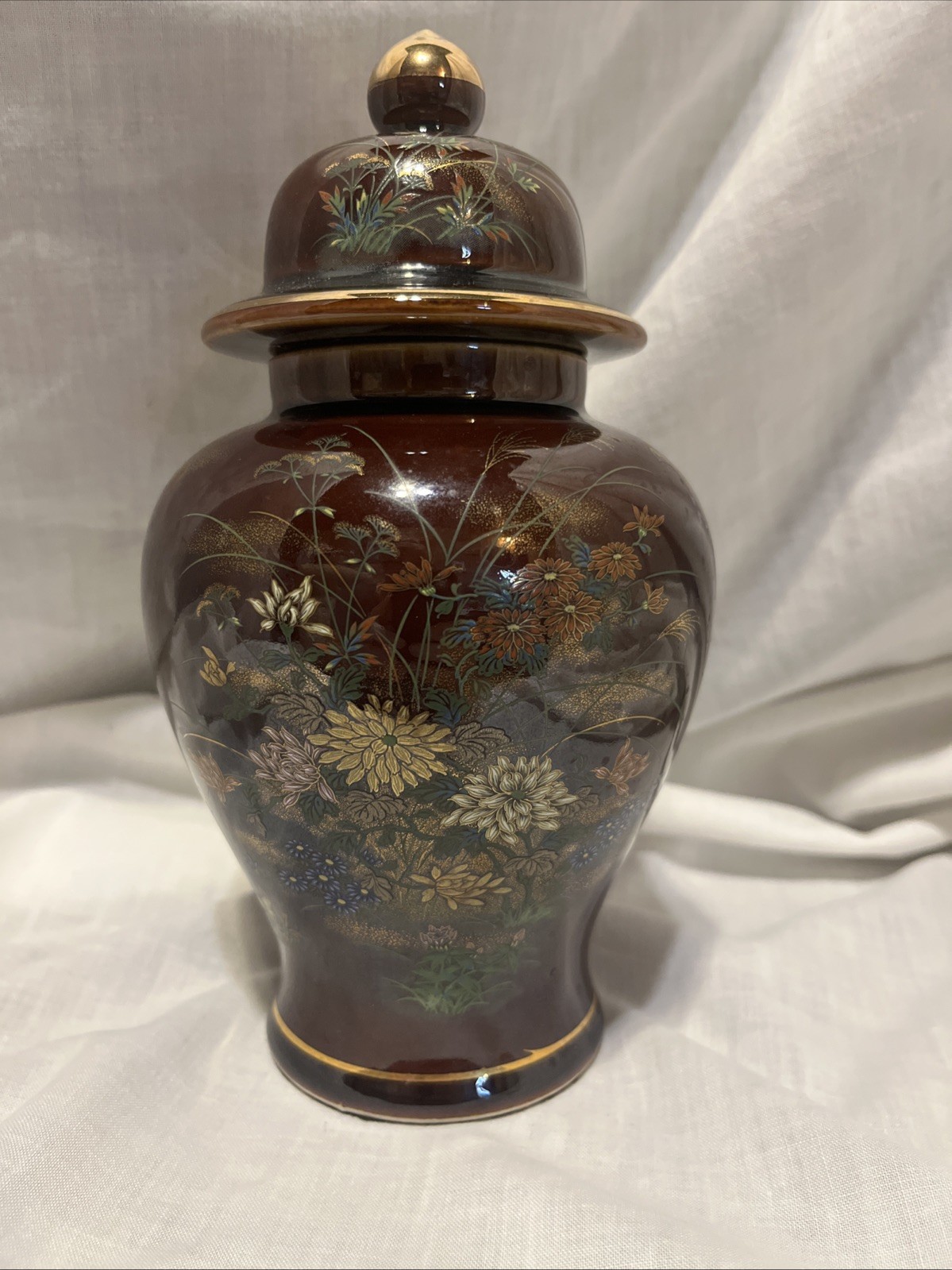 Vintage Toyo Kutani Japan Ginger Jar with Lid Hand Painted Floral No Chips