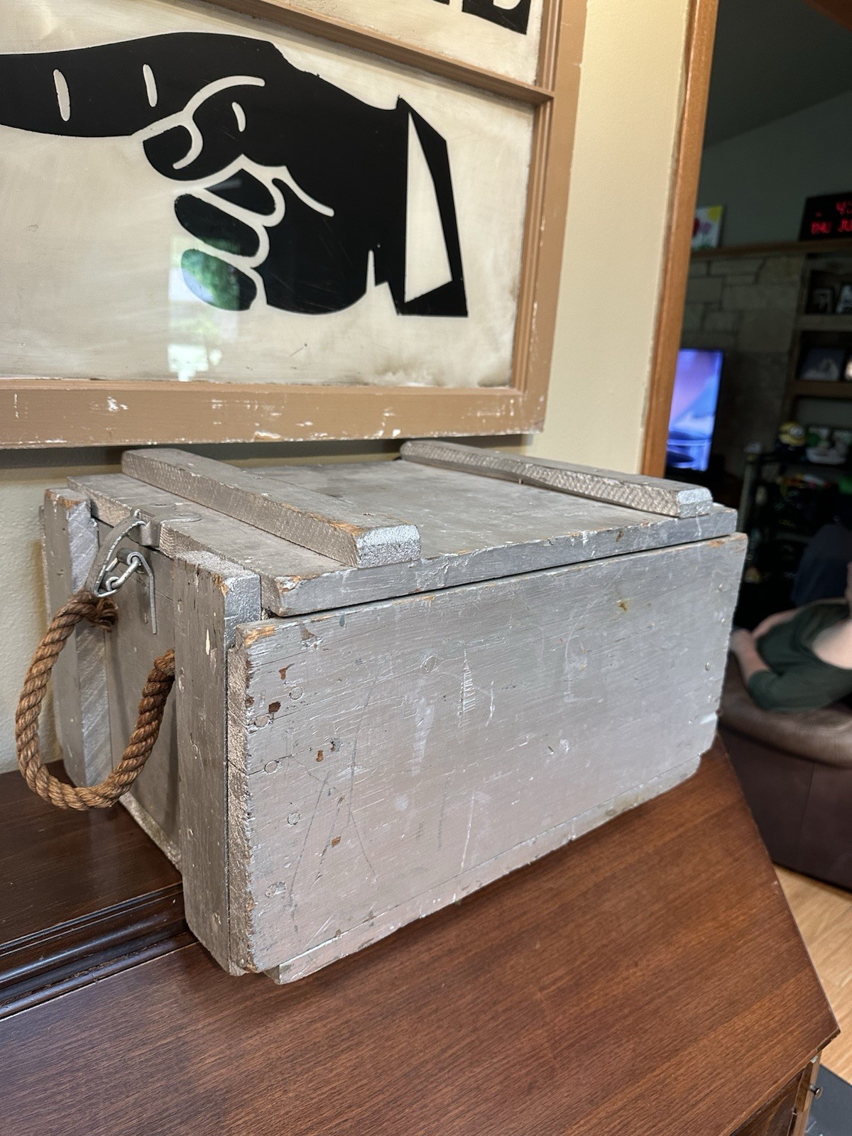 RARE VTG 1945 Wooden Military 20MM Grenade Crate with Interior Metal Lining WWII